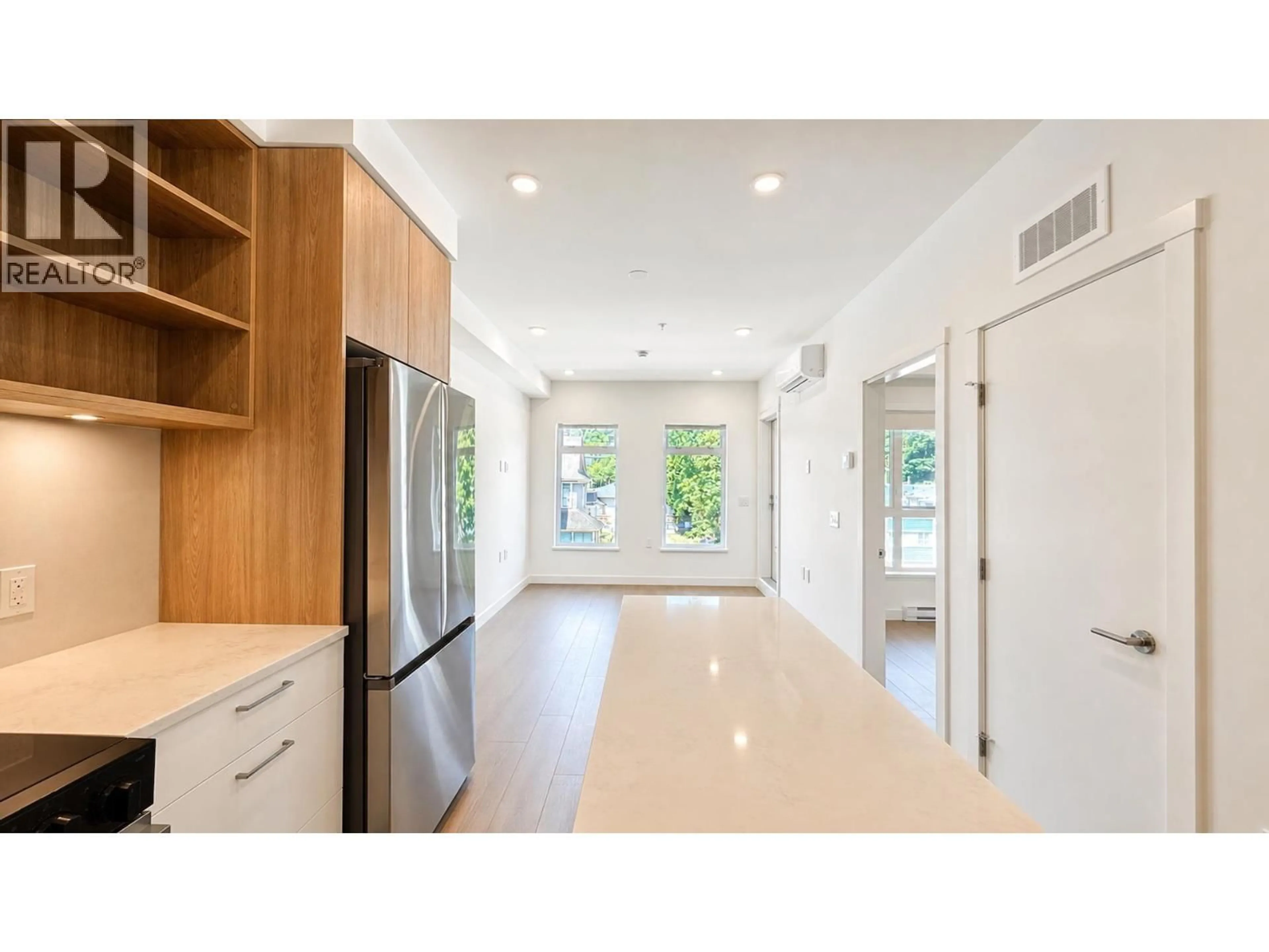Open concept kitchen, unknown for 408 - 82 FIRST STREET, New Westminster British Columbia V3L0L8