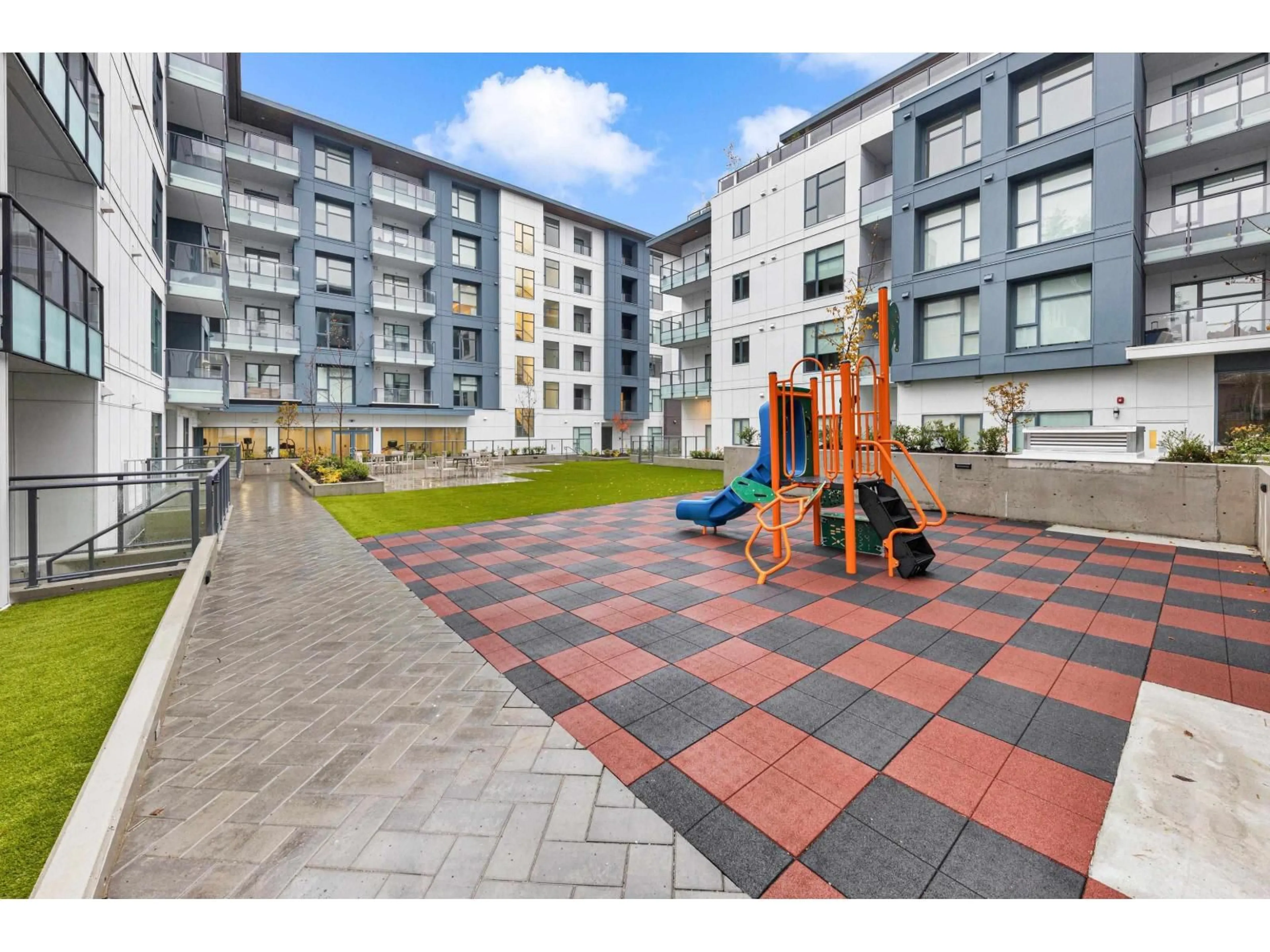 Patio, unknown for 406 - 10828 139A STREET, Surrey British Columbia V3R0H3