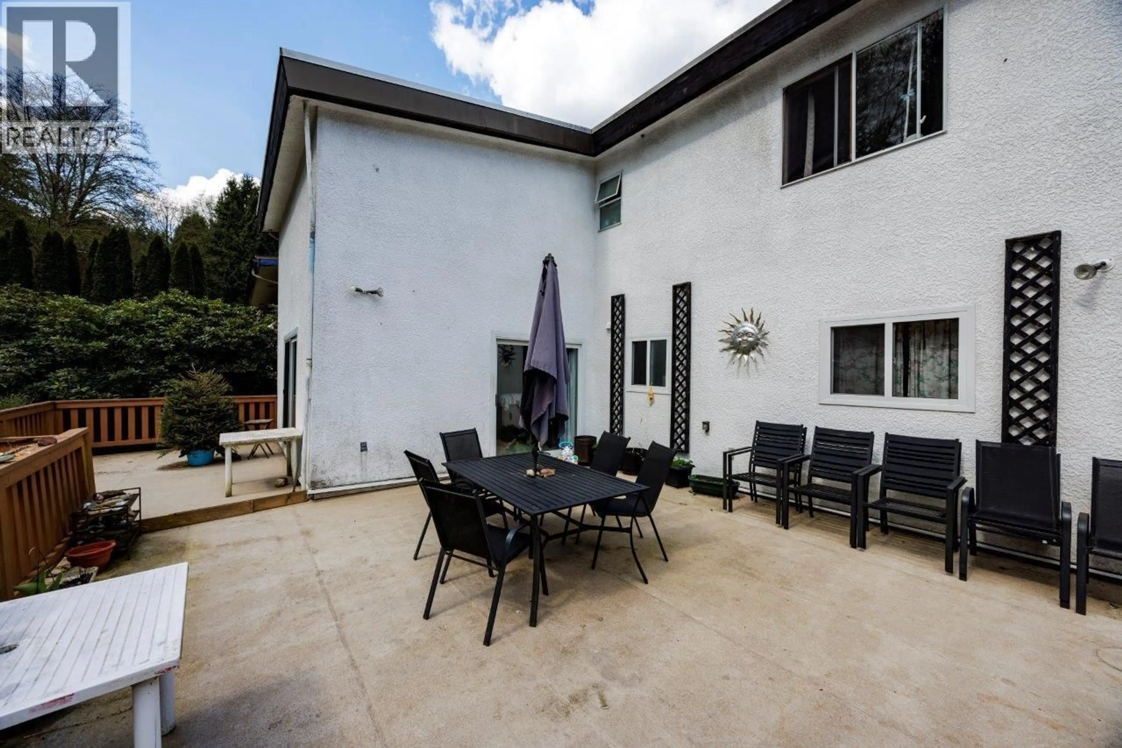 Patio, street for 4339 CLIFFMONT ROAD, North Vancouver British Columbia V7G1J6