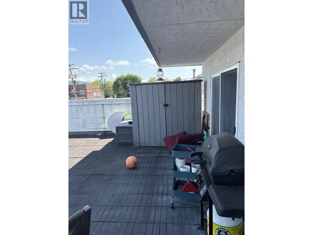 306 - 22347 LOUGHEED HIGHWAY, Maple Ridge 3