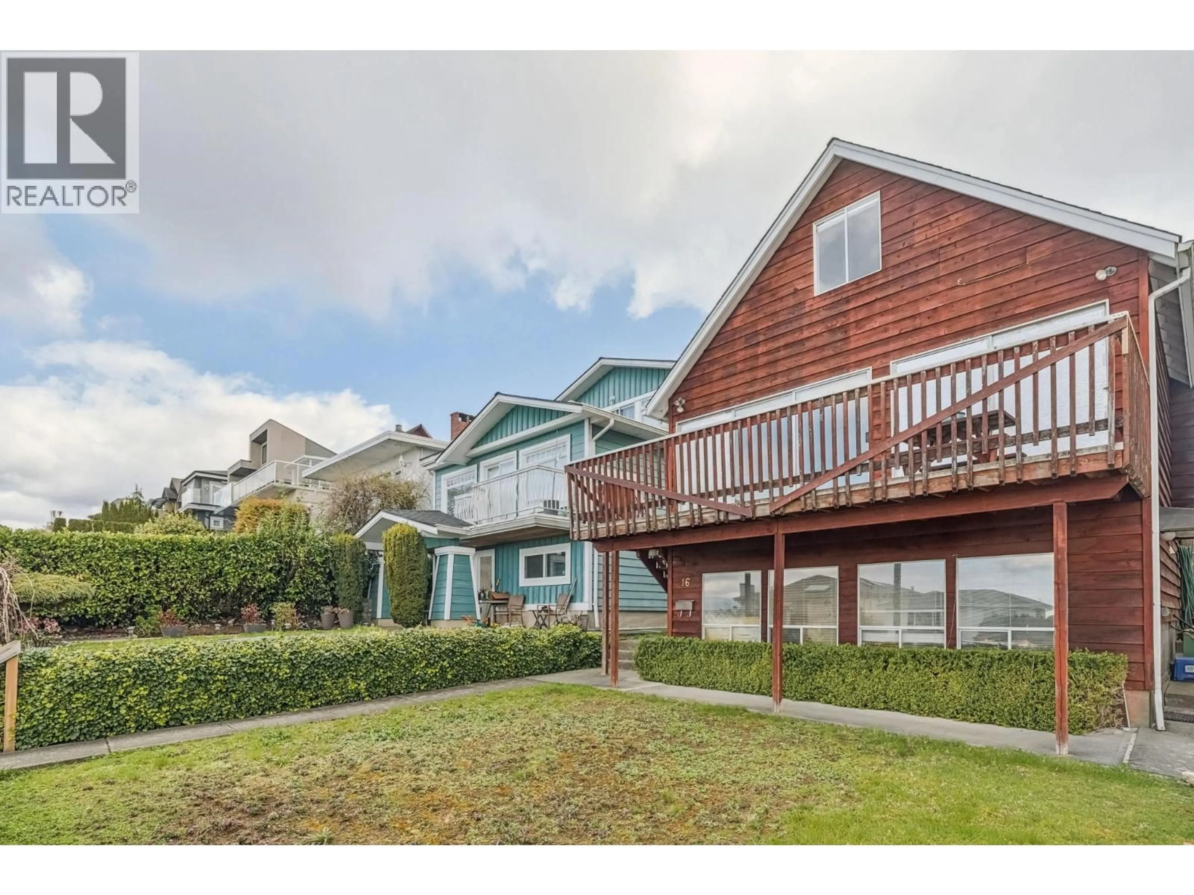 A pic from outside/outdoor area/front of a property/back of a property/a pic from drone, water/lake/river/ocean view for 16 HYTHE AVENUE, Burnaby British Columbia V5B1G4