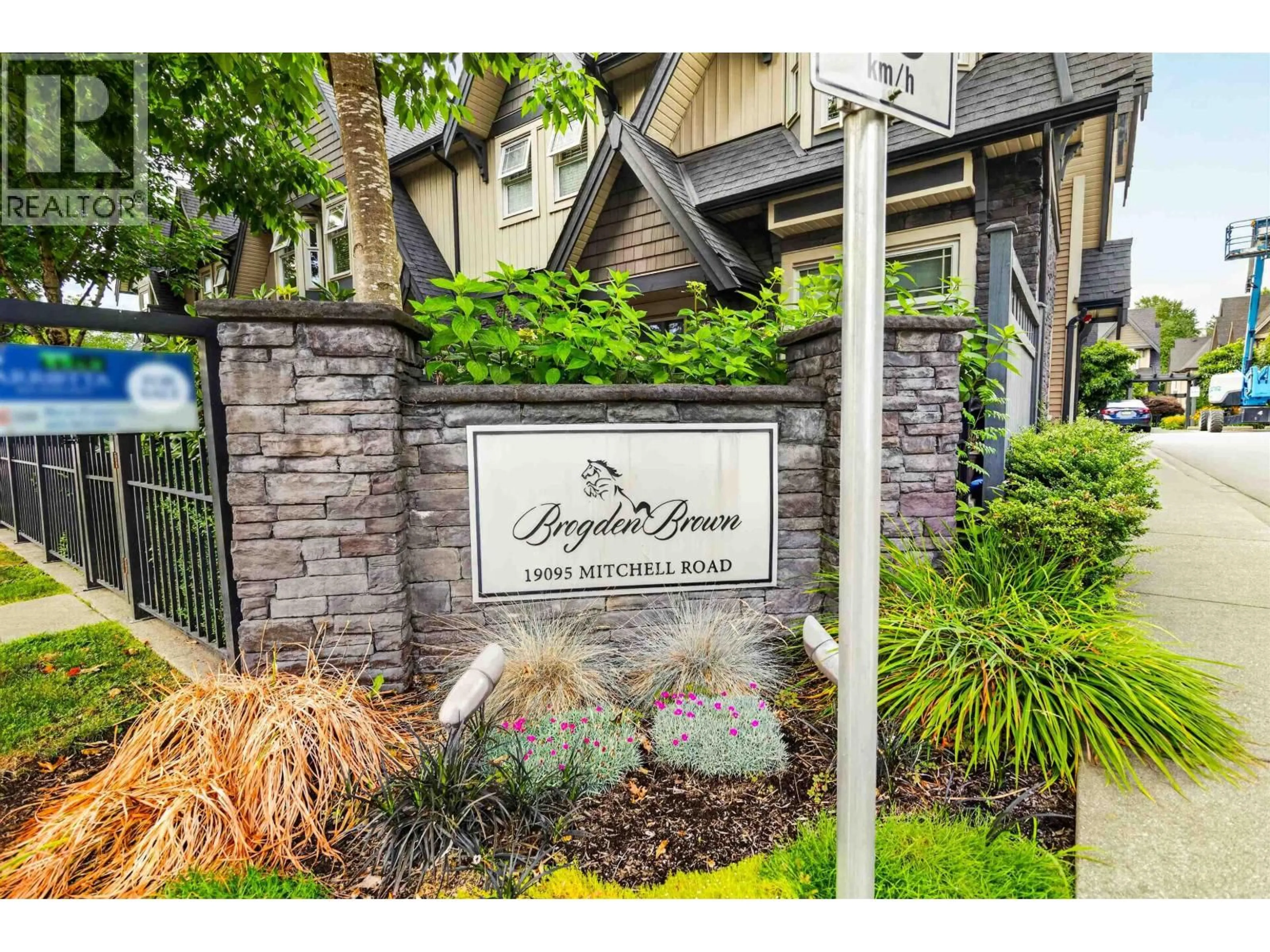 Indoor entryway for 25 - 19095 MITCHELL ROAD, Pitt Meadows British Columbia V3Y0G2