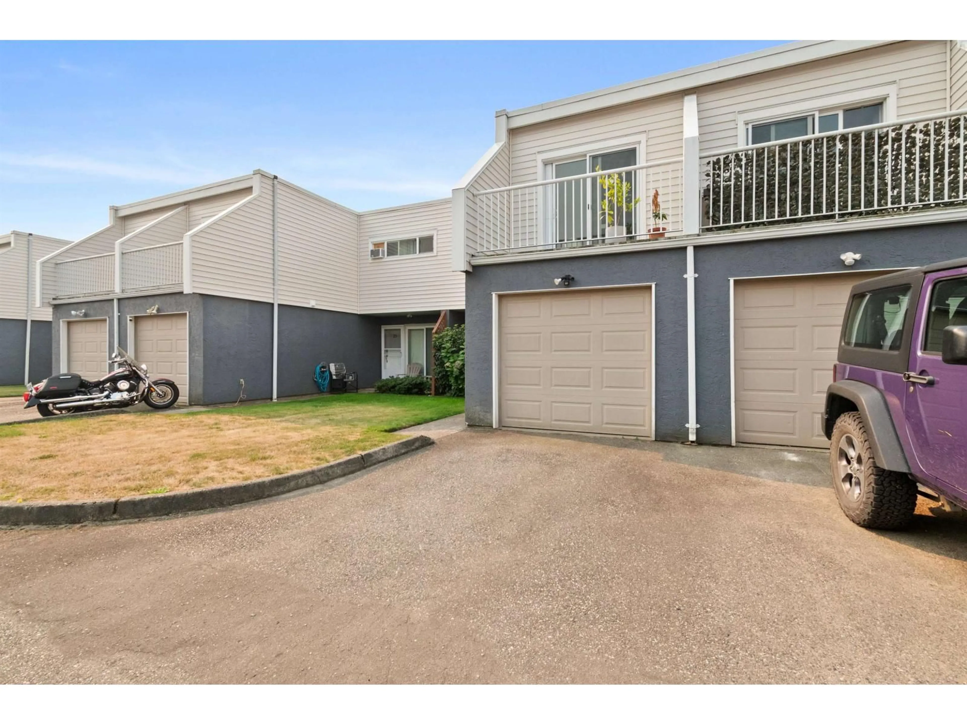 A pic from outside/outdoor area/front of a property/back of a property/a pic from drone, street for 14 - 1829 HEATH ROAD, Agassiz British Columbia V0M1A0