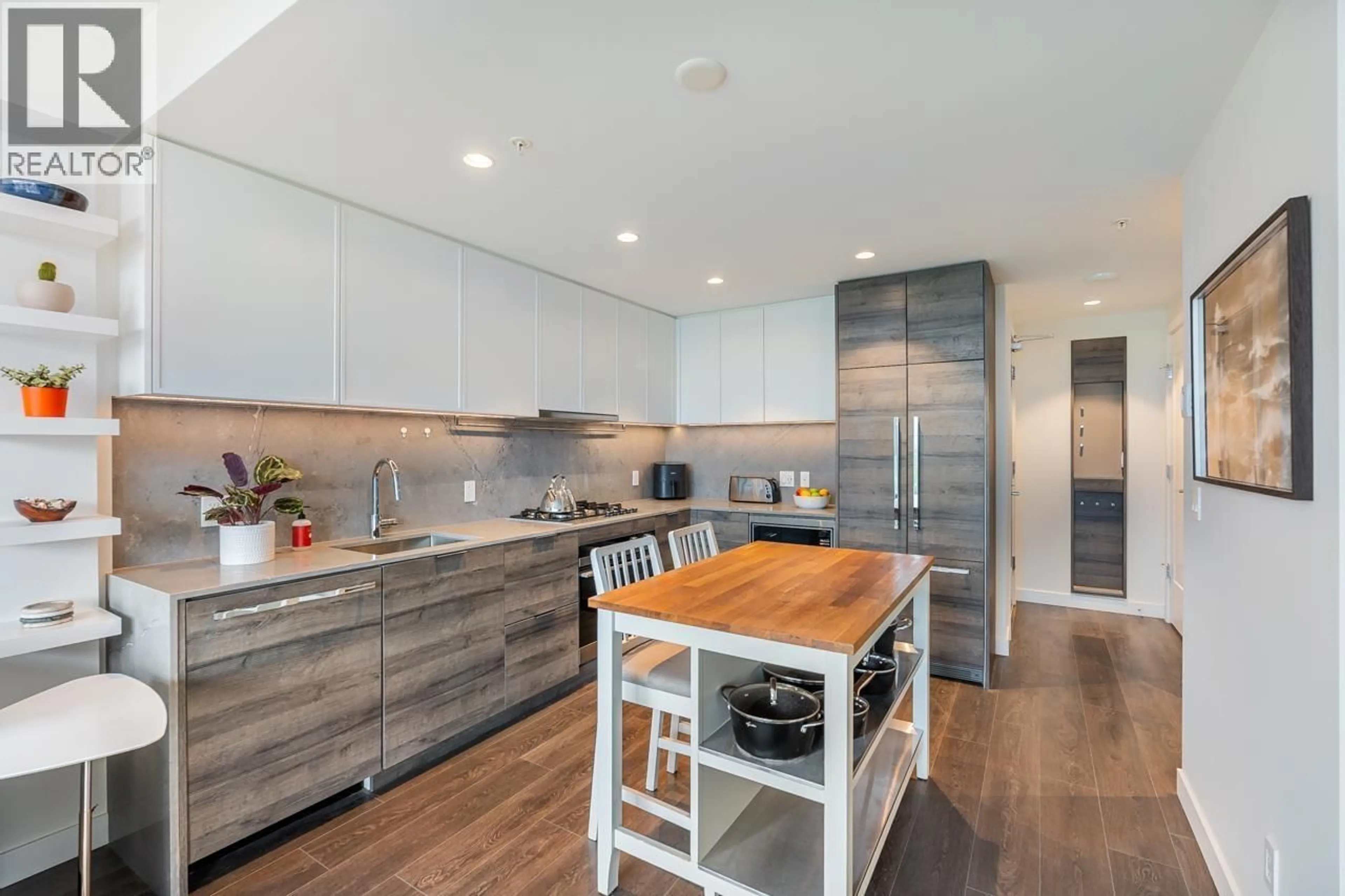 Contemporary kitchen, unknown for 2001 - 1045 AUSTIN AVENUE, Coquitlam British Columbia V3K0G9