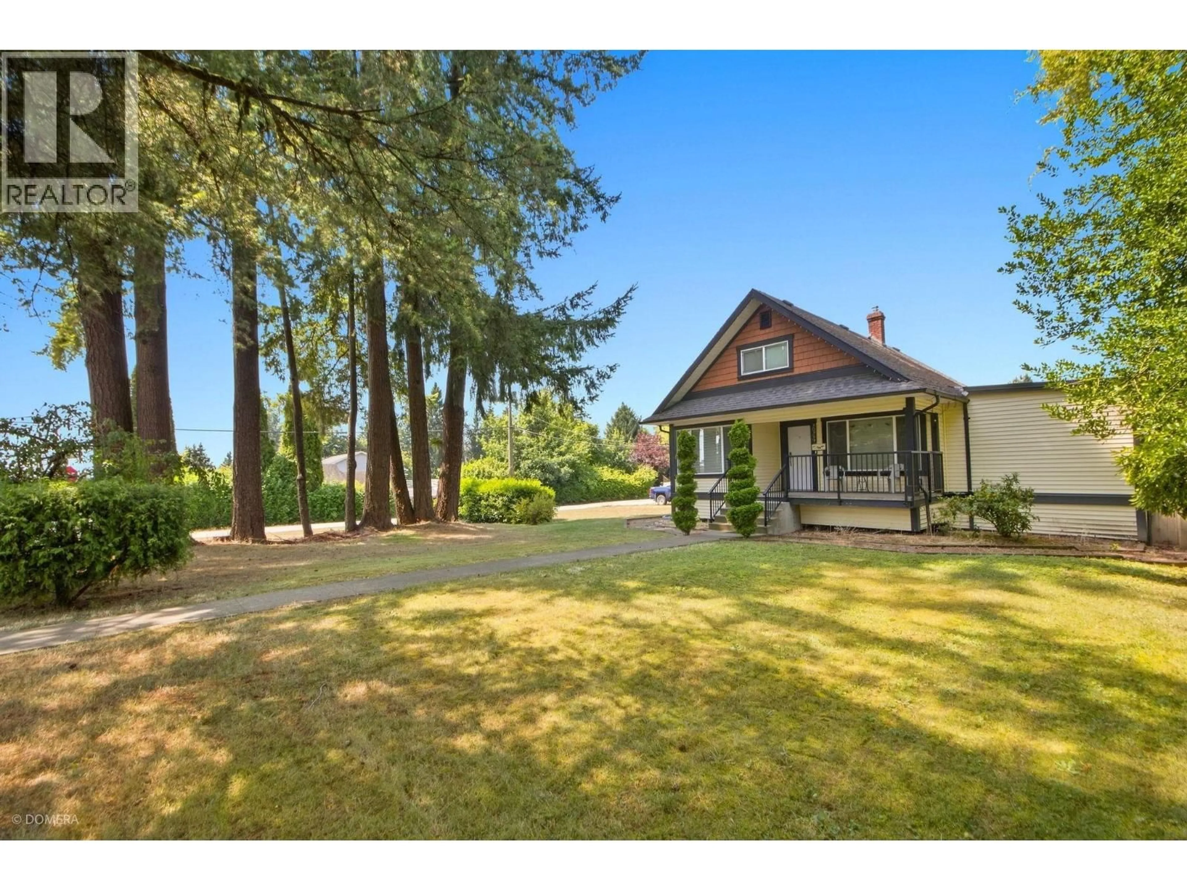A pic from outside/outdoor area/front of a property/back of a property/a pic from drone, street for 20259 WANSTEAD STREET, Maple Ridge British Columbia V2X1J2