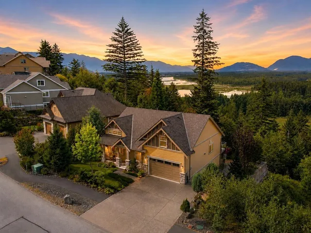 1459 HIGHLANDS BOULEVARD, Agassiz 2
