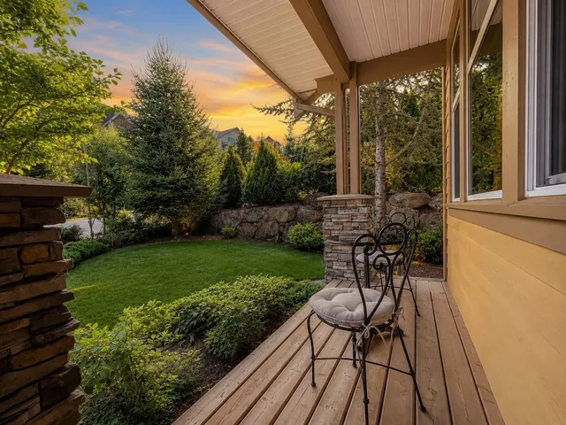 1459 HIGHLANDS BOULEVARD, Agassiz 5