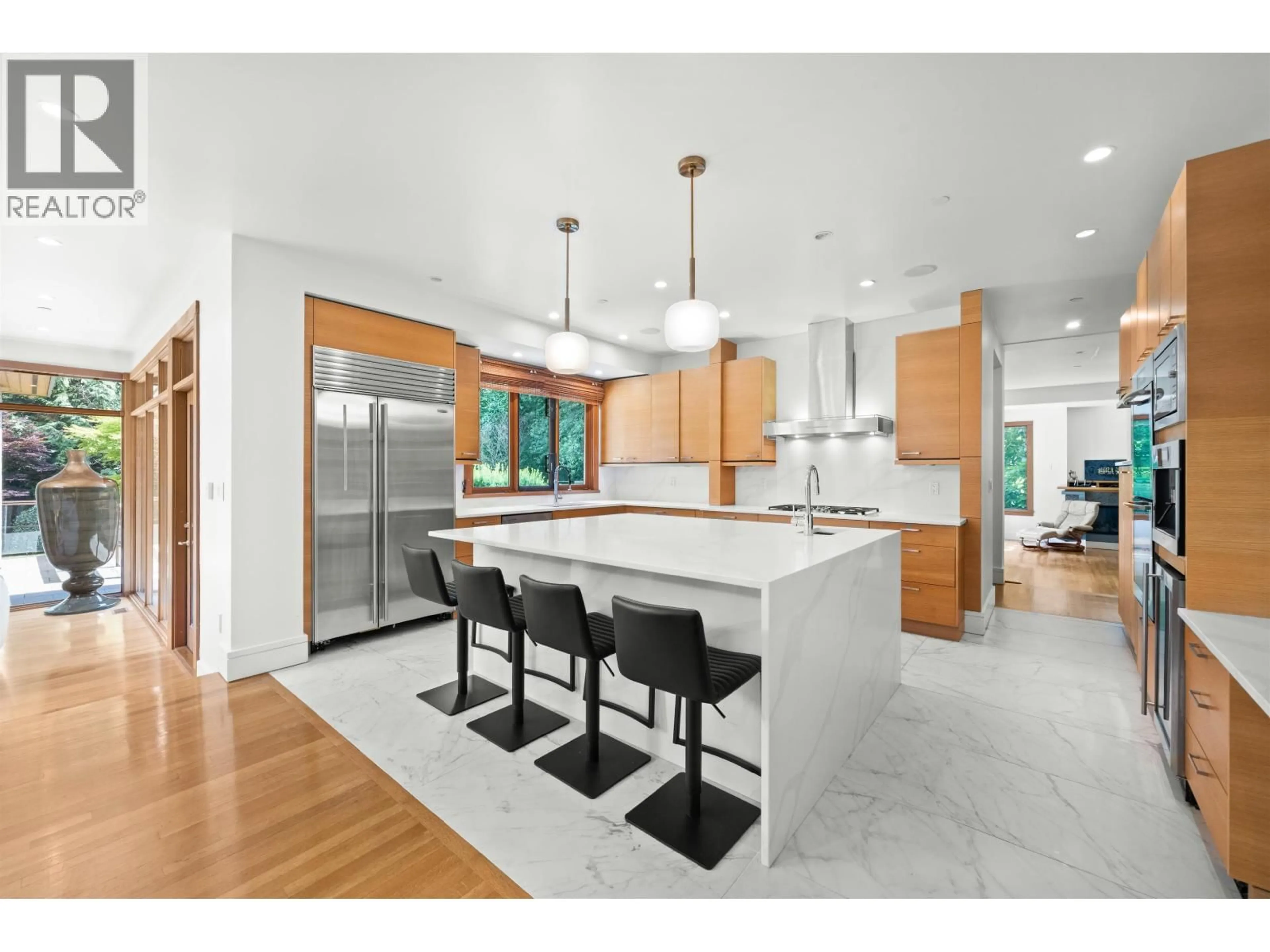 Open concept kitchen, ceramic/tile floor for 510 EASTCOT ROAD, West Vancouver British Columbia V7S1E4