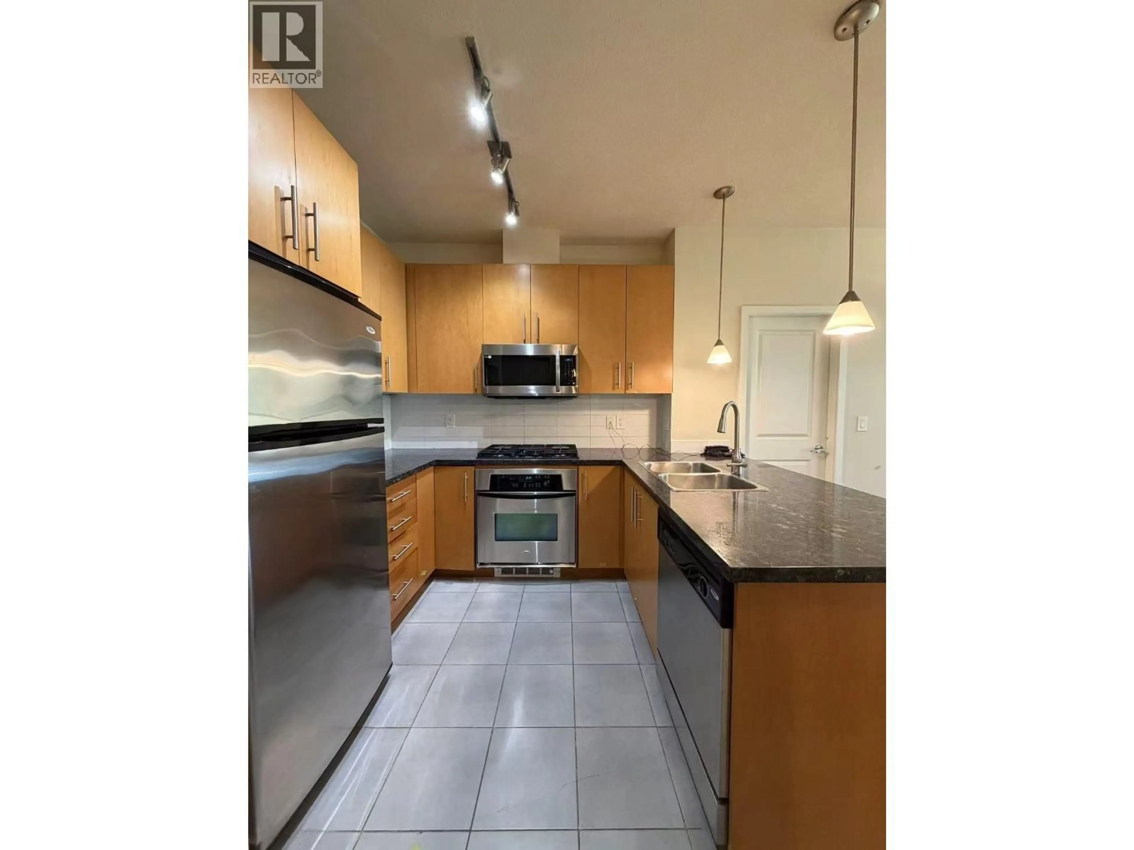 Unknown for 408 - 3551 FOSTER AVENUE, Vancouver British Columbia V5R0A1