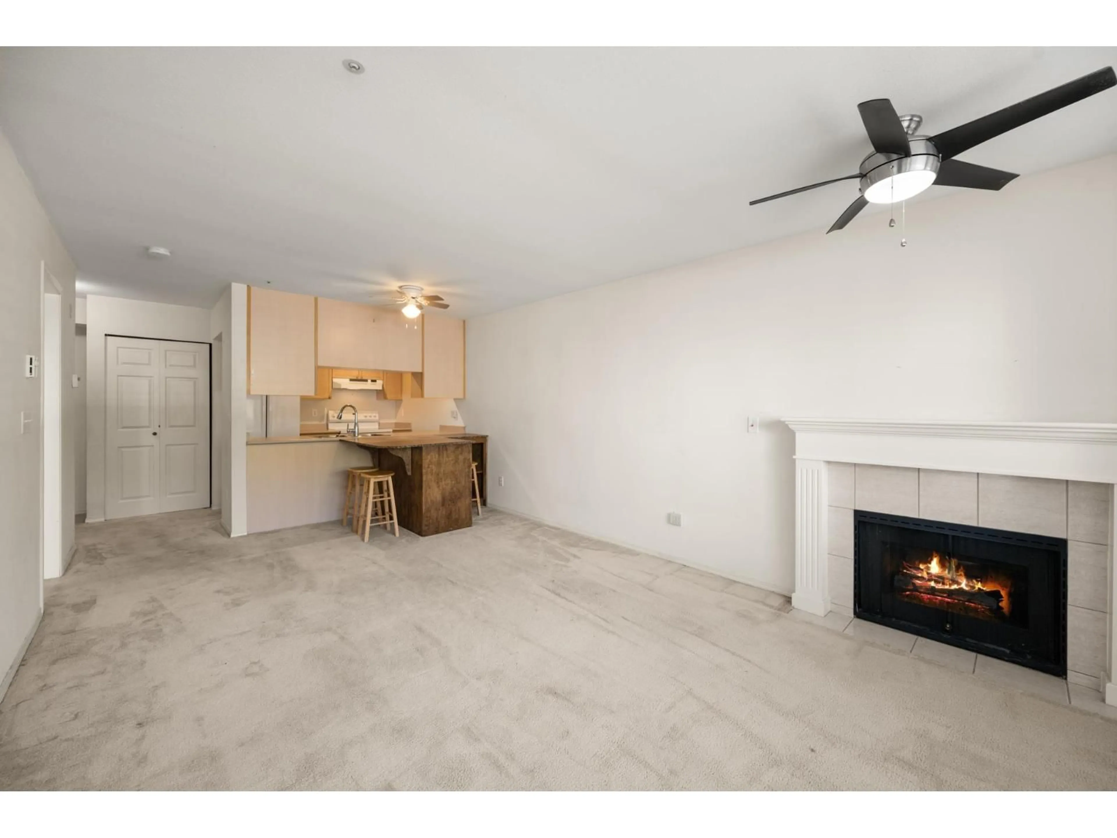 A pic of a room for 110 - 20350 54 AVENUE, Langley British Columbia V3A8J4