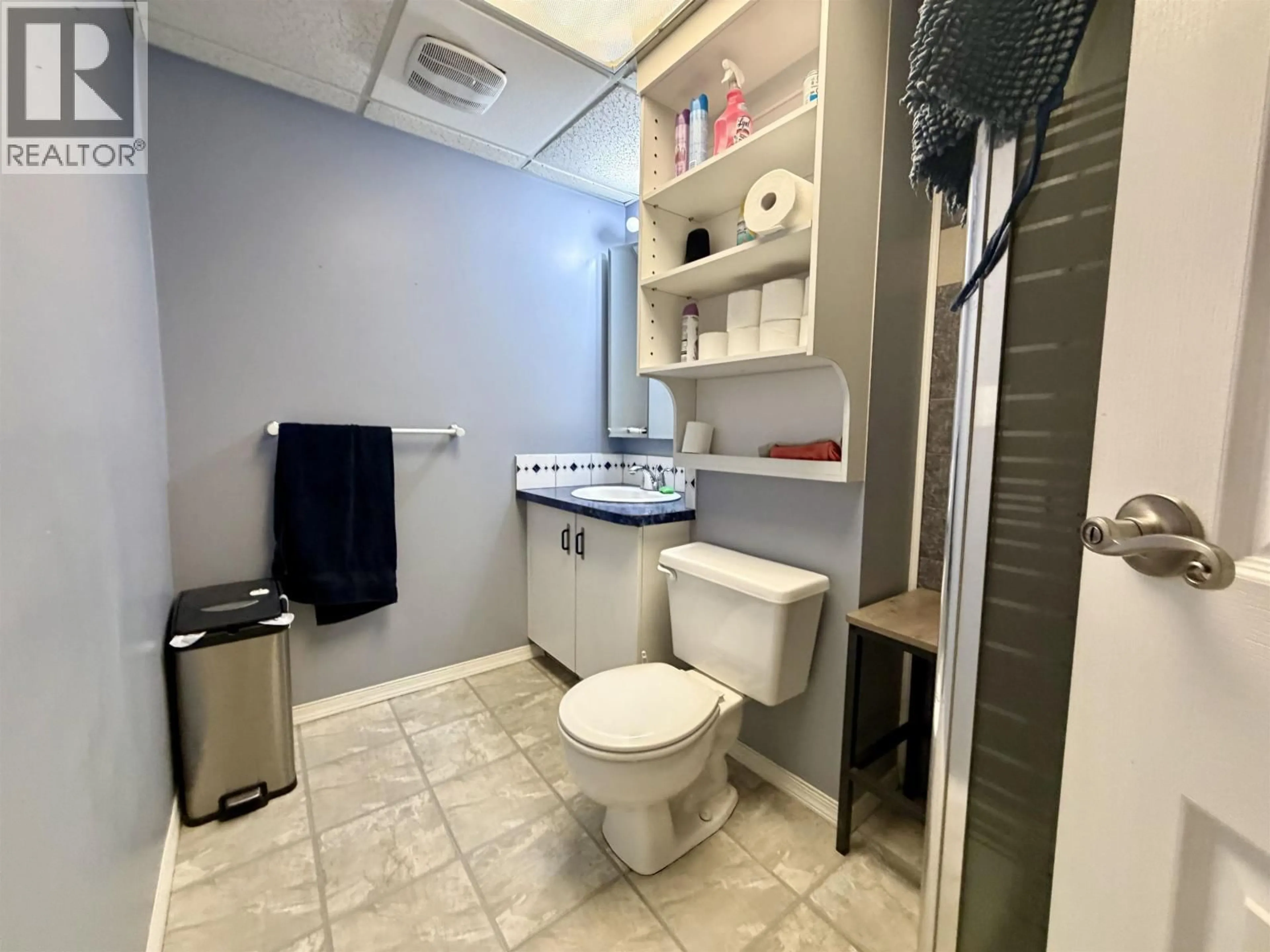 Standard bathroom, unknown for 2928 BESSBOROUGH AVENUE, Prince George British Columbia V2N1H4