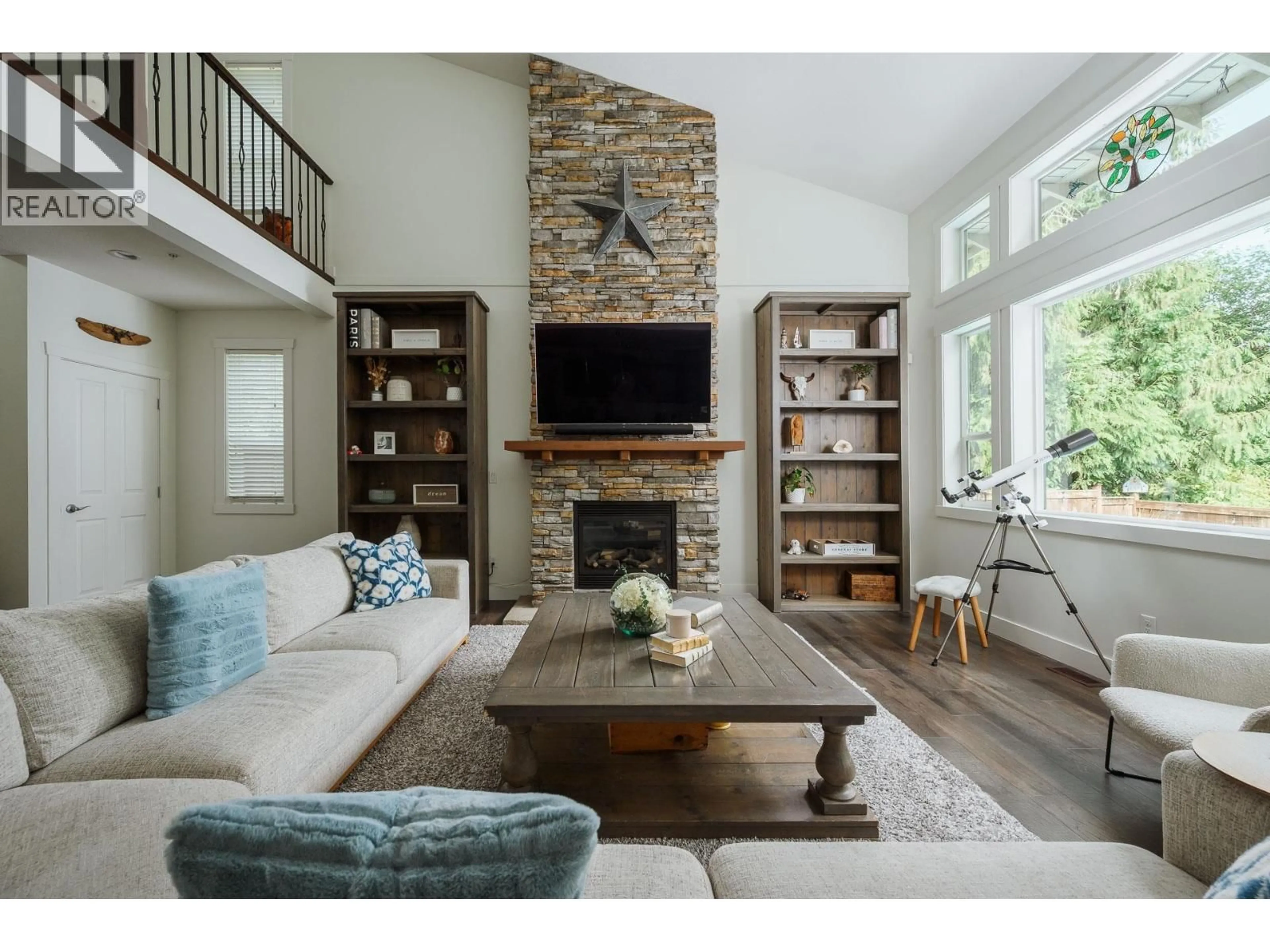 Living room with furniture, wood/laminate floor for 13478 229 LOOP, Maple Ridge British Columbia V4R0E5