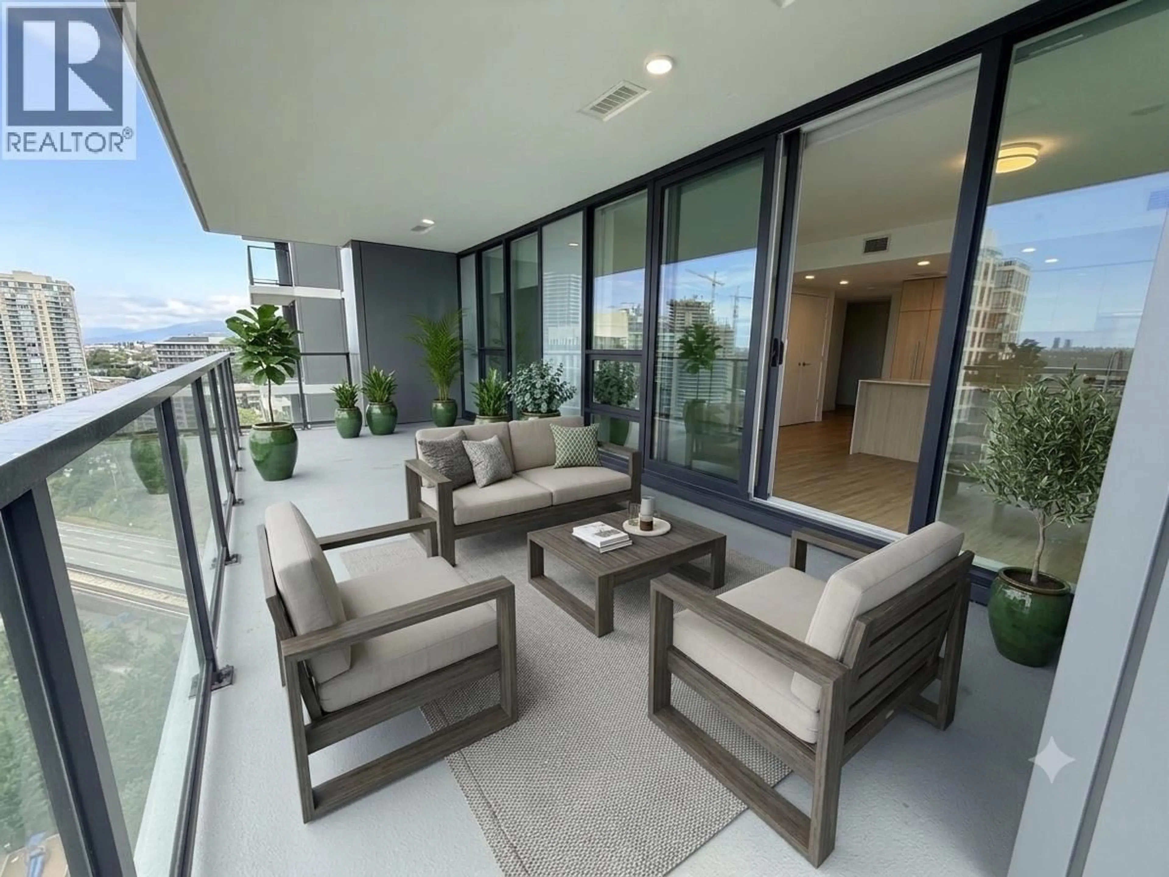Patio, unknown for 2206 - 2135 SPRINGER AVENUE, Burnaby British Columbia V5B0C1