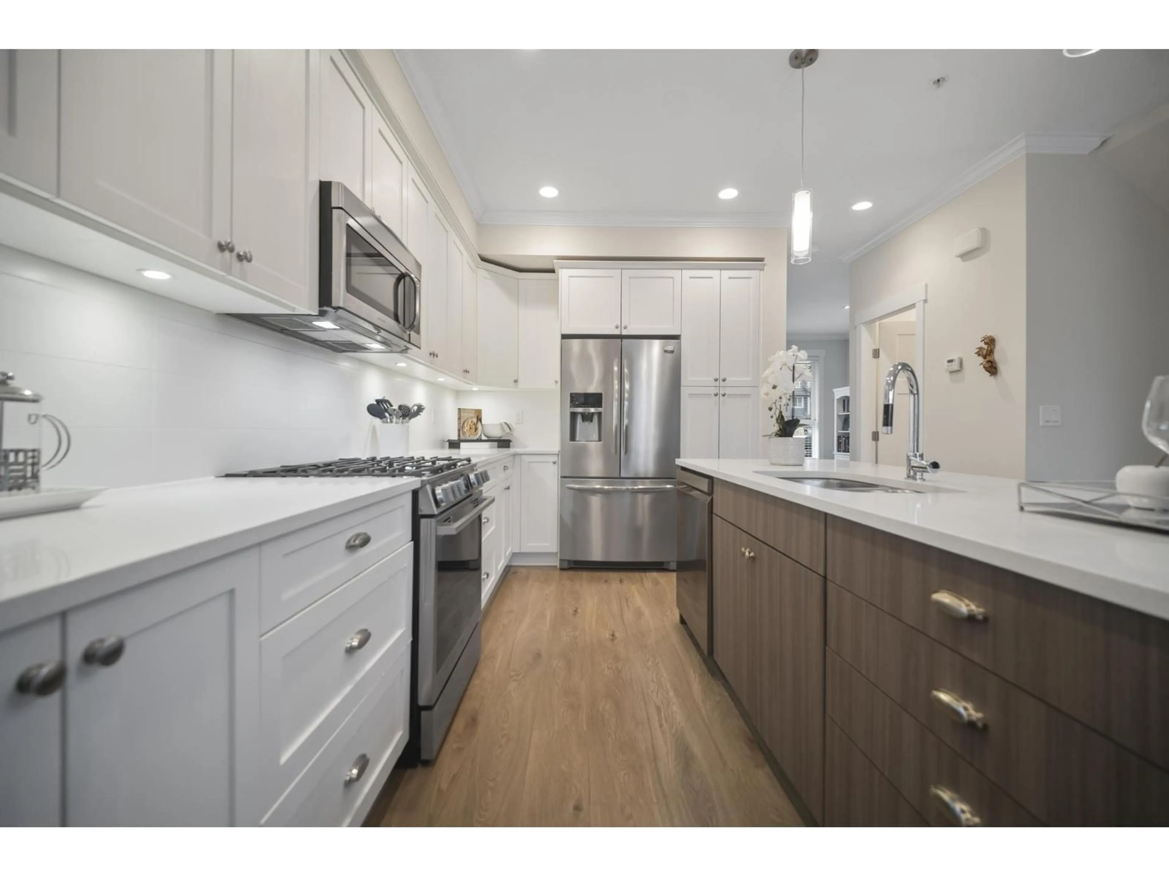 Open concept kitchen, unknown for 9 - 7157 210 STREET, Langley British Columbia V2Y0T3