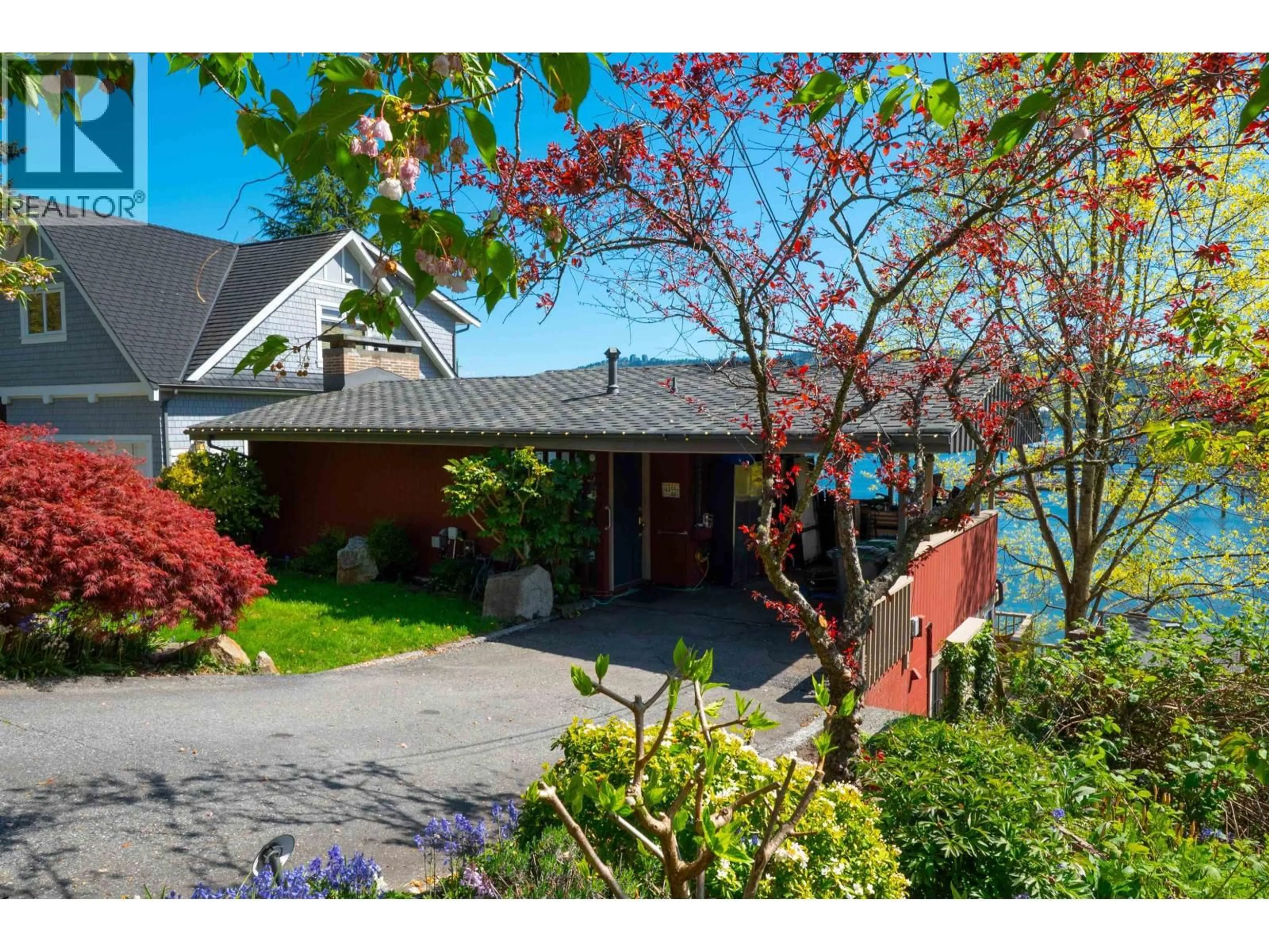 Unknown for 4455 HARRIS PLACE, North Vancouver British Columbia V7G1E9