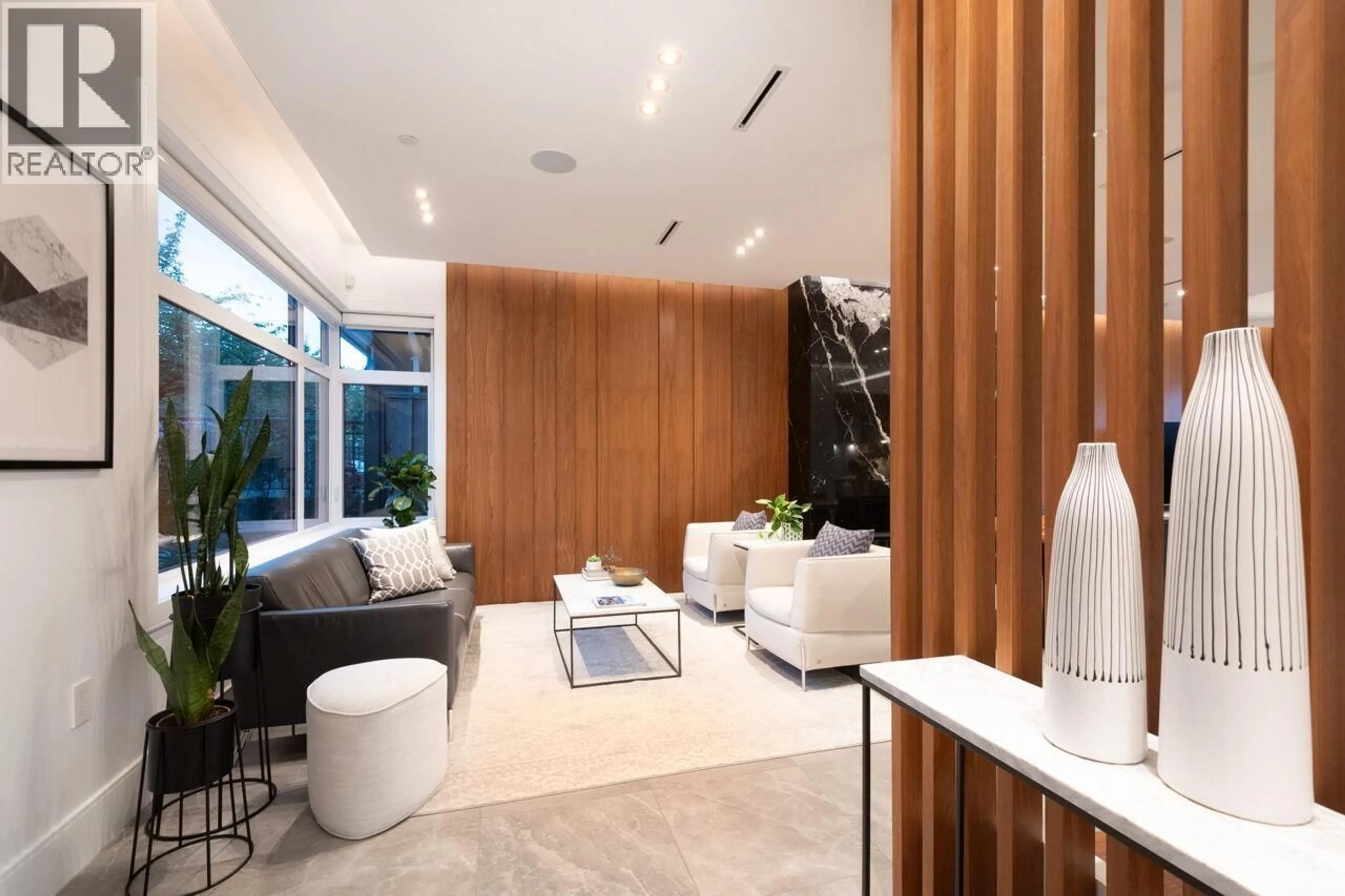 Unknown for 136 61ST AVENUE, Vancouver British Columbia V5X2B4