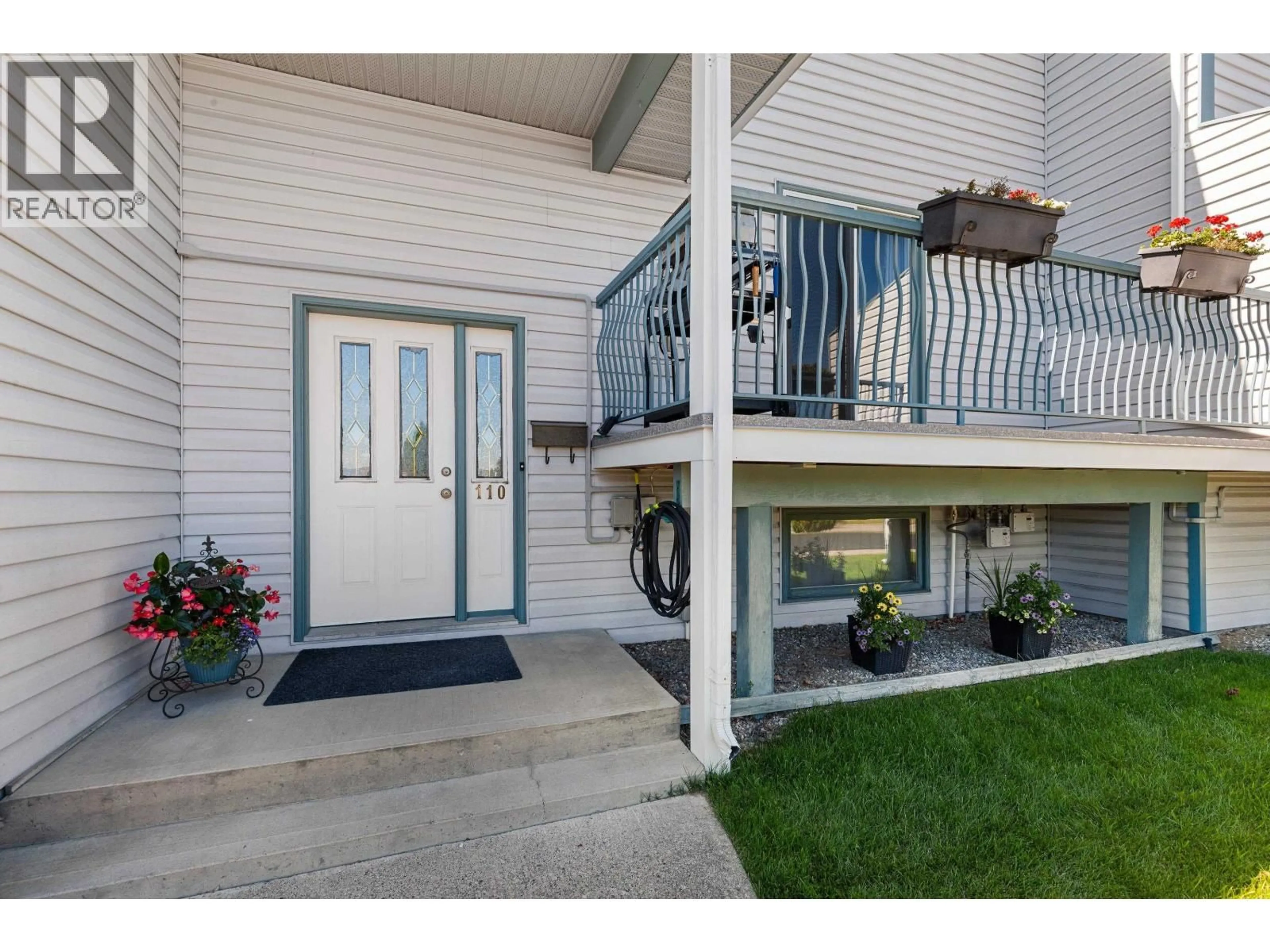 Indoor entryway for 110 - 455 KILLOREN CRESCENT, Prince George British Columbia V2M5V2