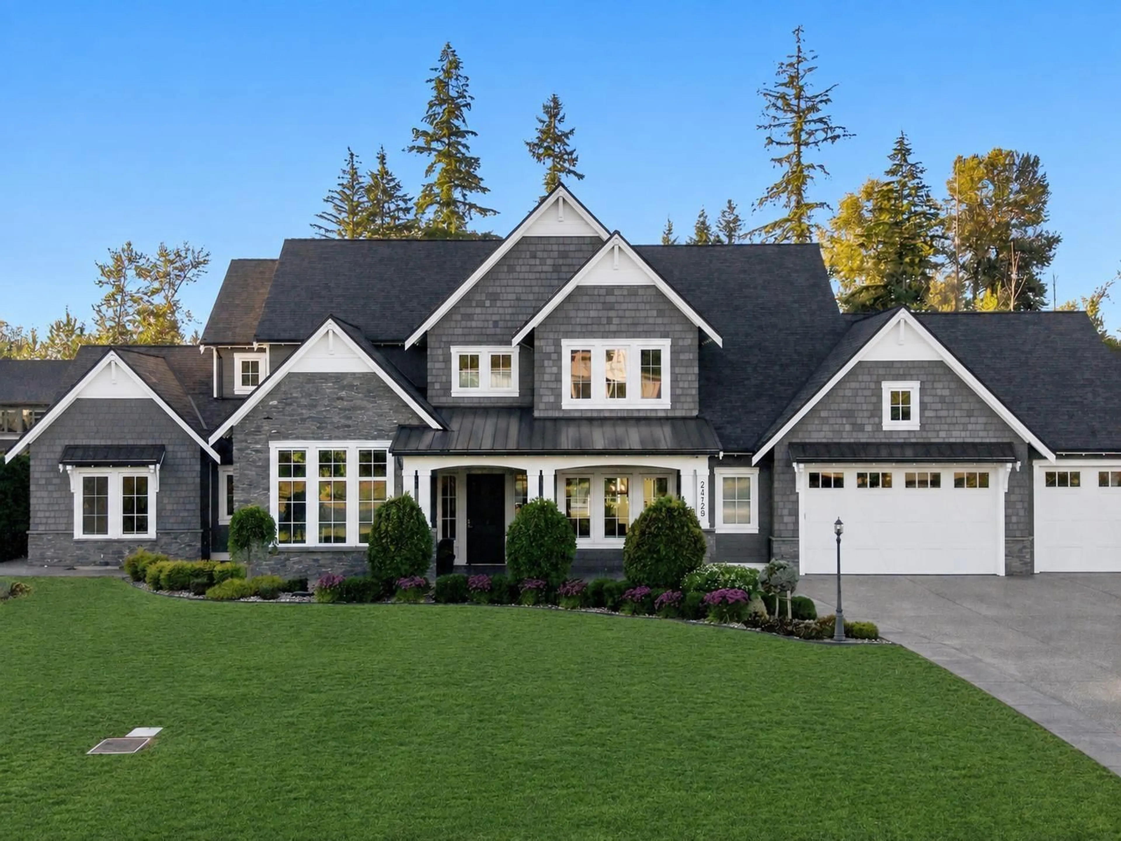 Home with vinyl exterior material, street for 24729 44 AVENUE, Langley British Columbia V2Z1L6