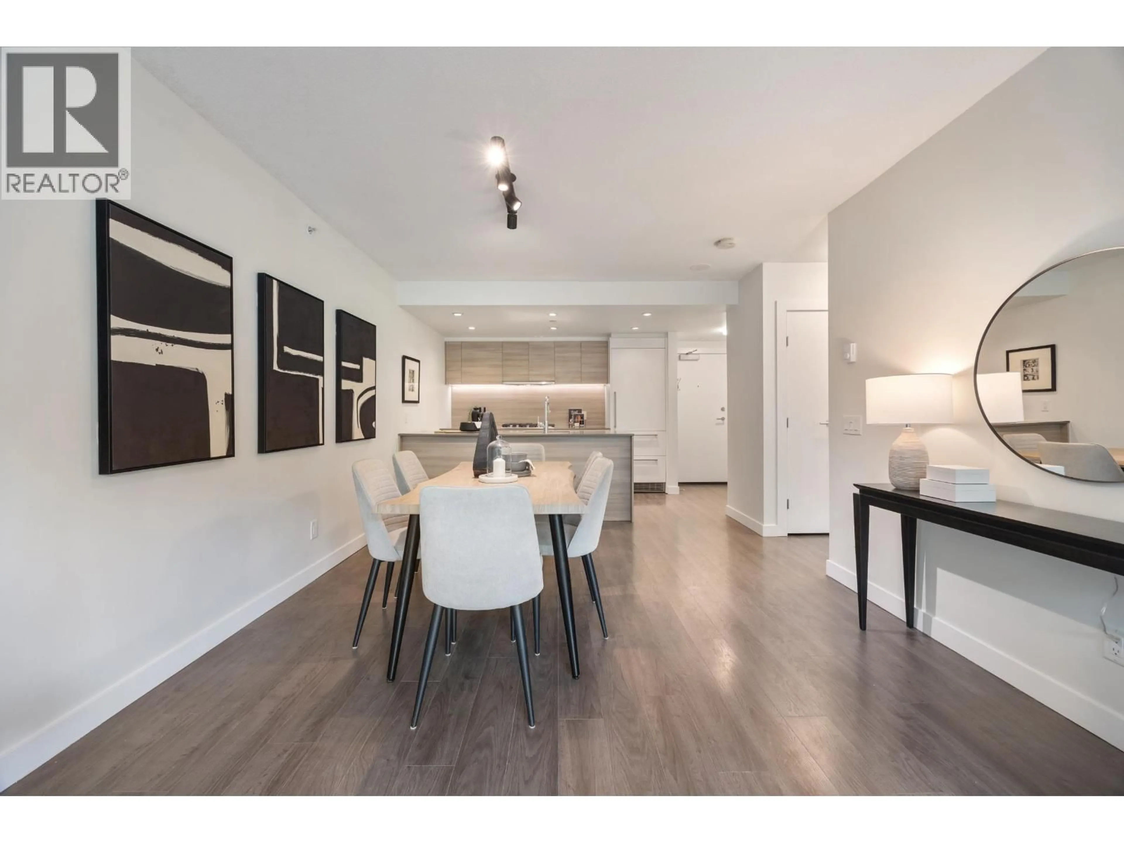 Dining room, wood/laminate floor for TH2 - 988 QUAYSIDE DRIVE, New Westminster British Columbia V3M0L5