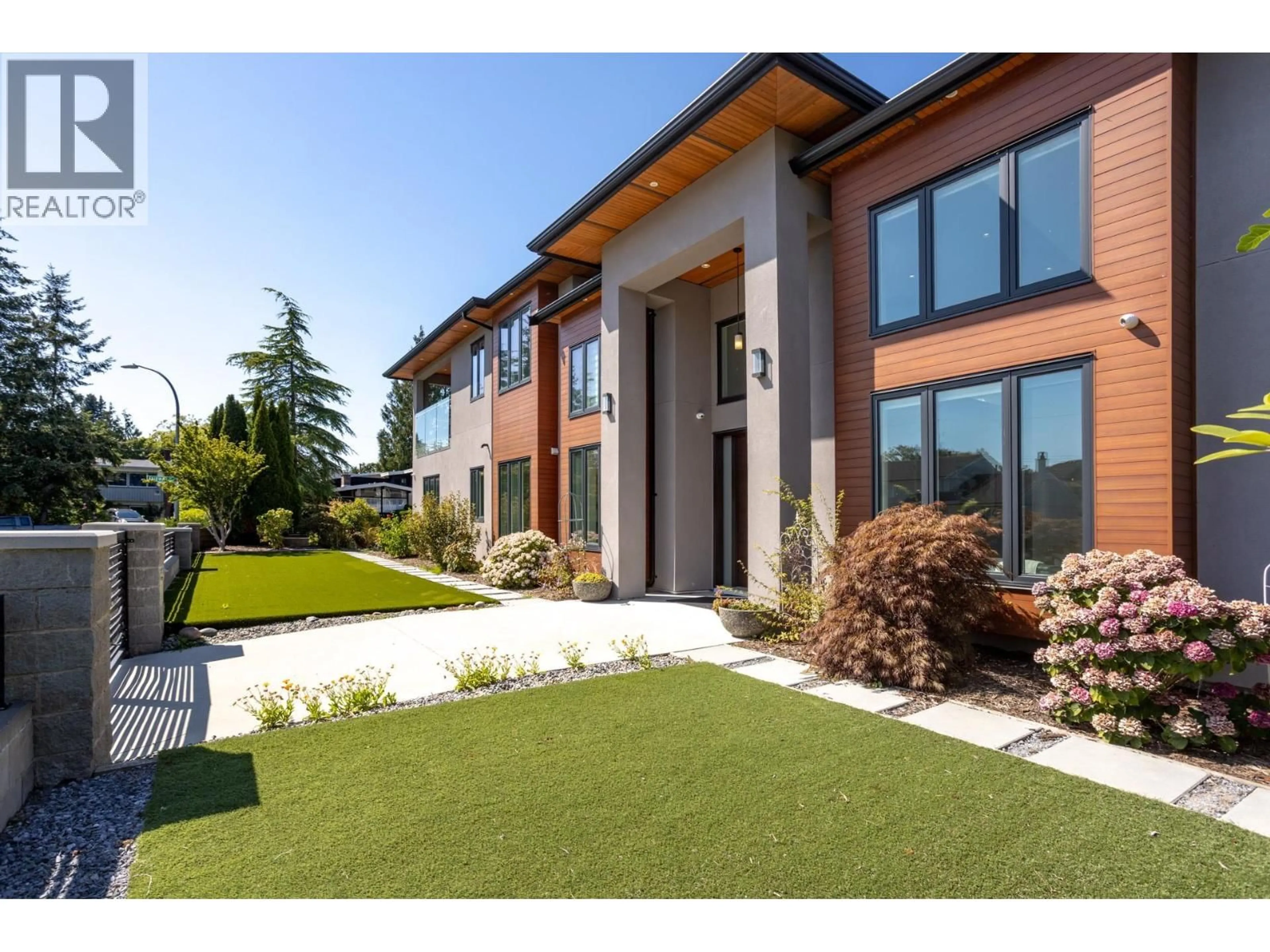 Home with brick exterior material, unknown for 3291 ULLSMORE AVENUE, Richmond British Columbia V7C1R8