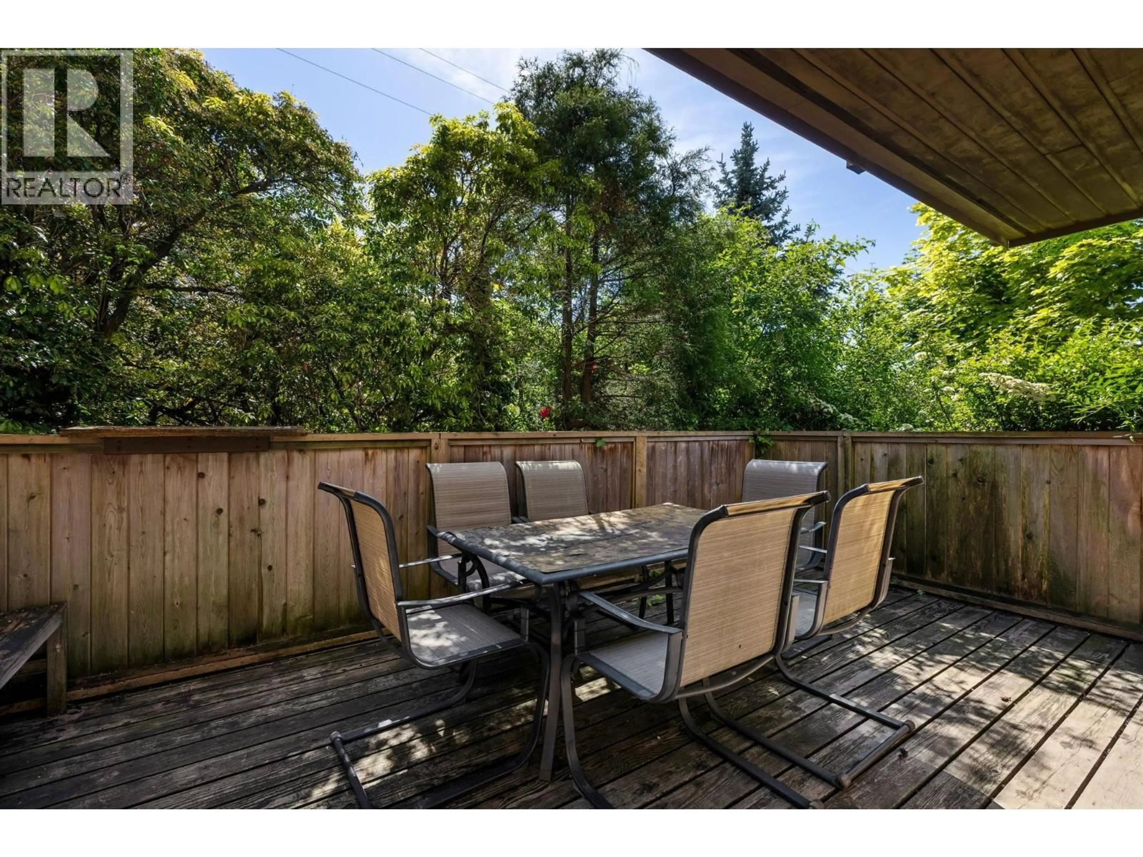 Patio, forest/trees view for 102 - 107 27TH STREET, North Vancouver British Columbia V7N4G5