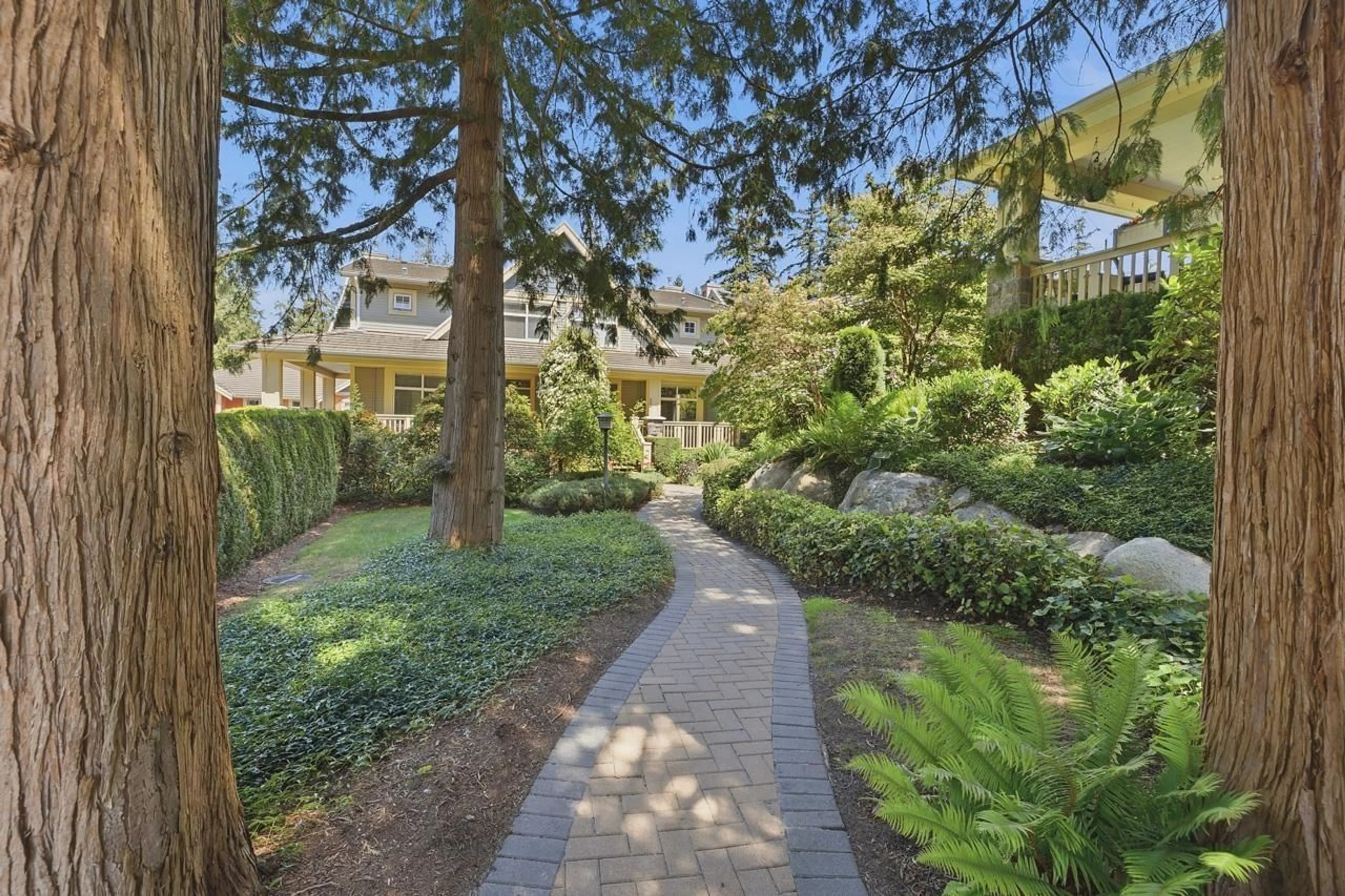 Patio, street for 16 - 15255 36 AVENUE, Surrey British Columbia V3Z0Y4