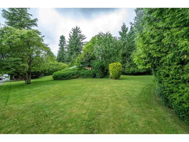 15875 101A AVENUE, Surrey 3