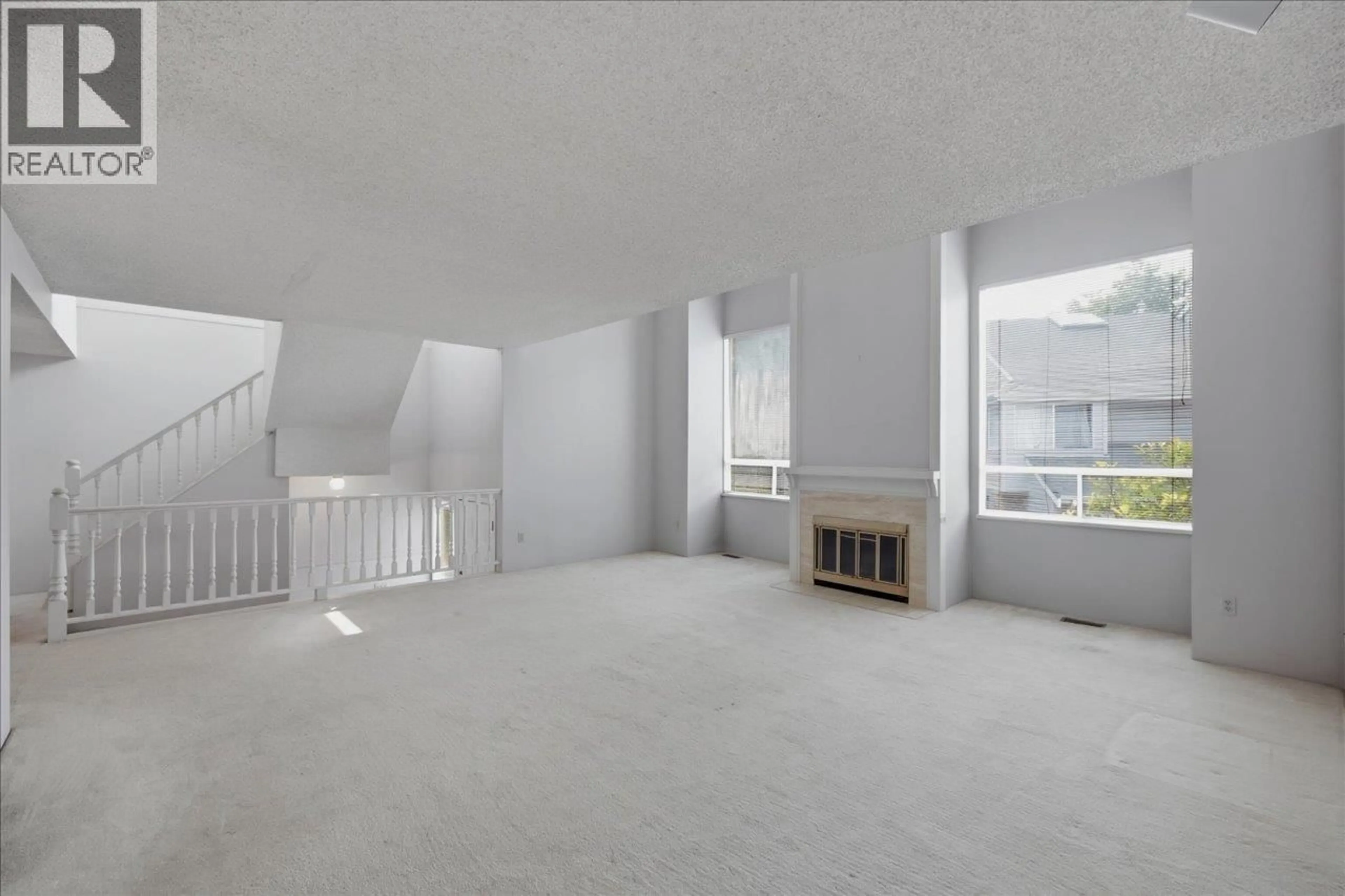 A pic of a room for 3661 HANDEL AVENUE, Vancouver British Columbia V5S4G7