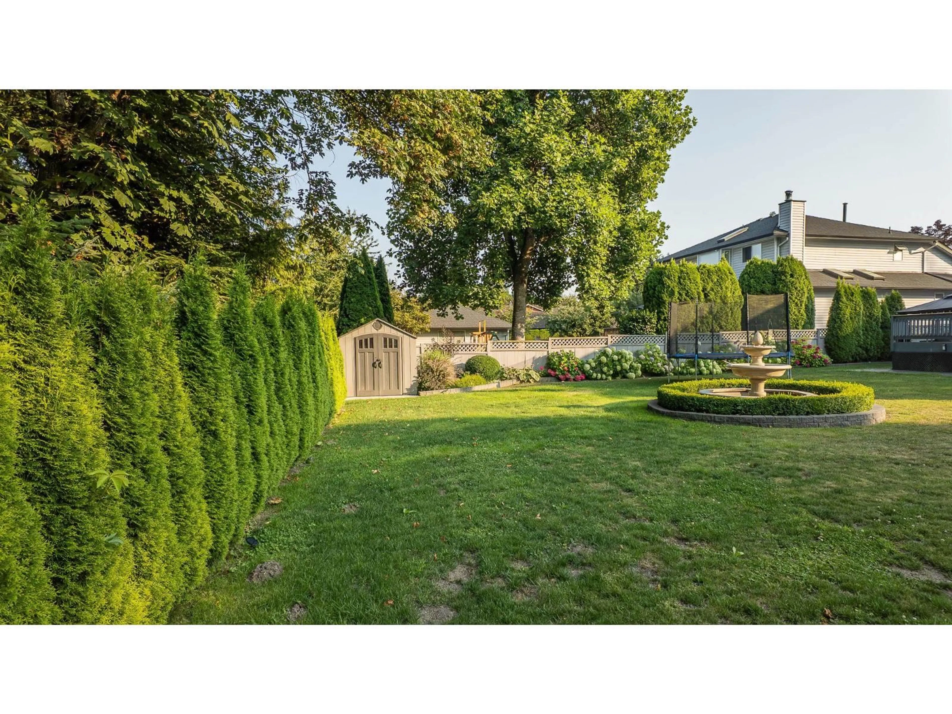 A pic from outside/outdoor area/front of a property/back of a property/a pic from drone, street for 6096 KILLARNEY DRIVE, Surrey British Columbia V3S5W9