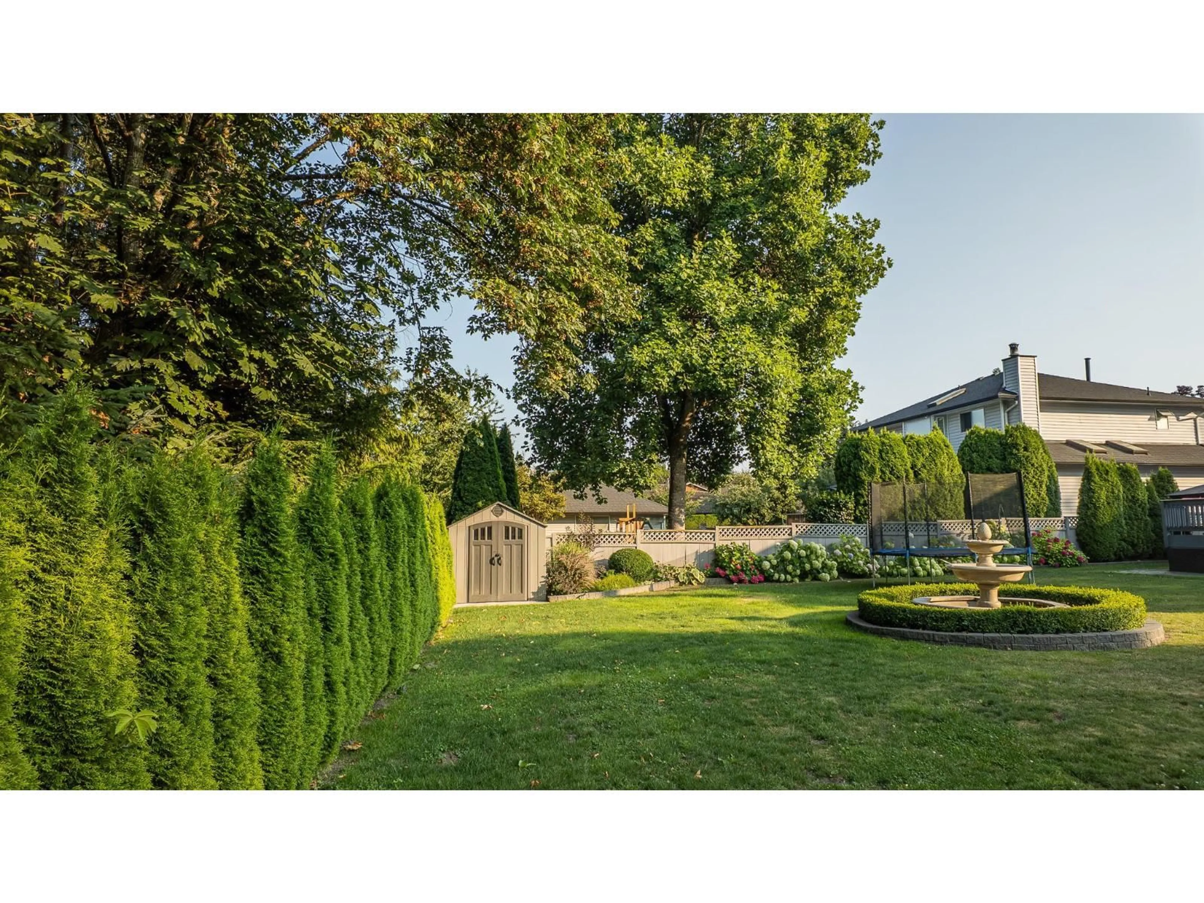 A pic from outside/outdoor area/front of a property/back of a property/a pic from drone, street for 6096 KILLARNEY DRIVE, Surrey British Columbia V3S5W9