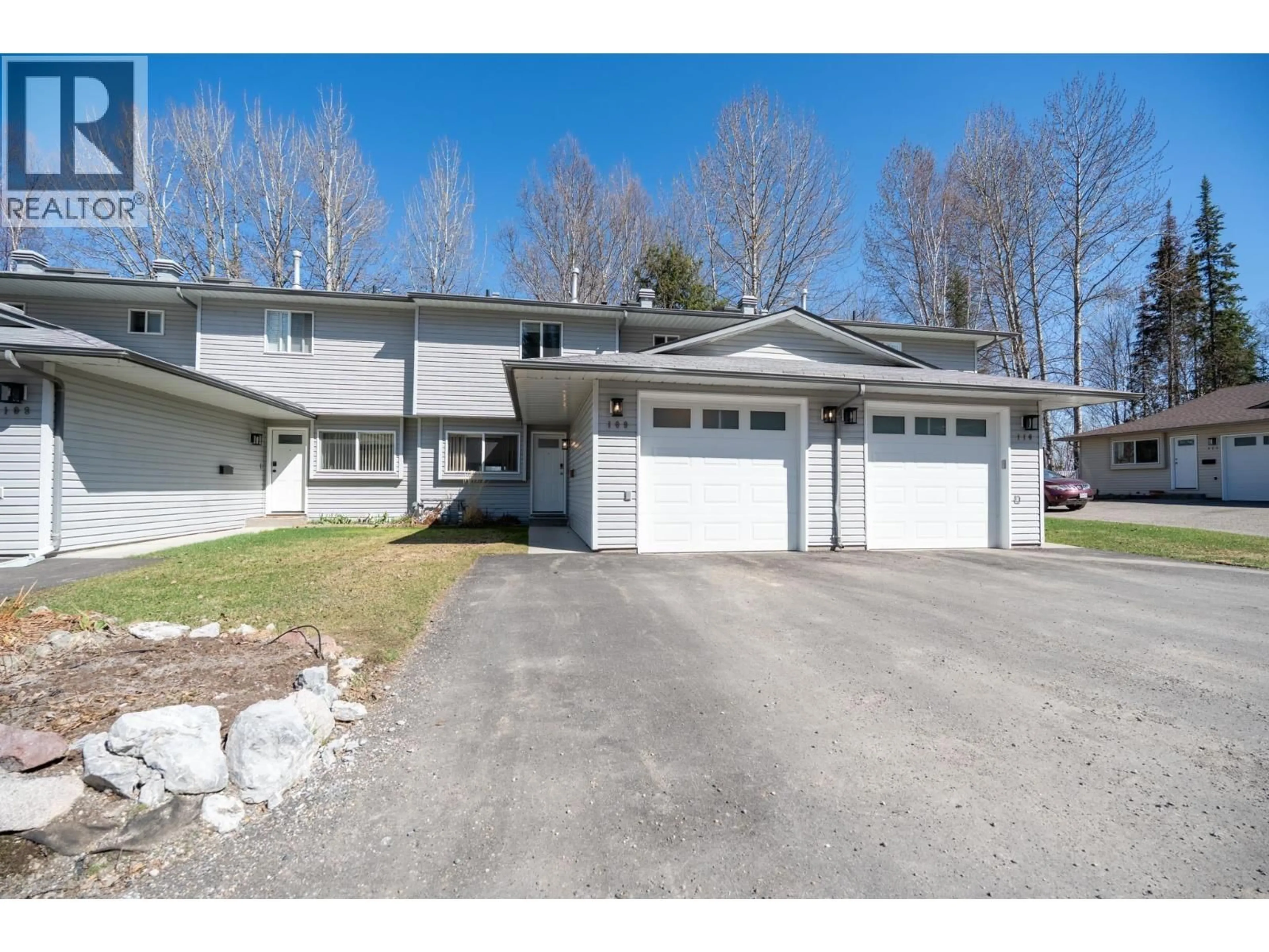 Indoor garage for 109 - 3885 RICHET STREET, Prince George British Columbia V2K2J2