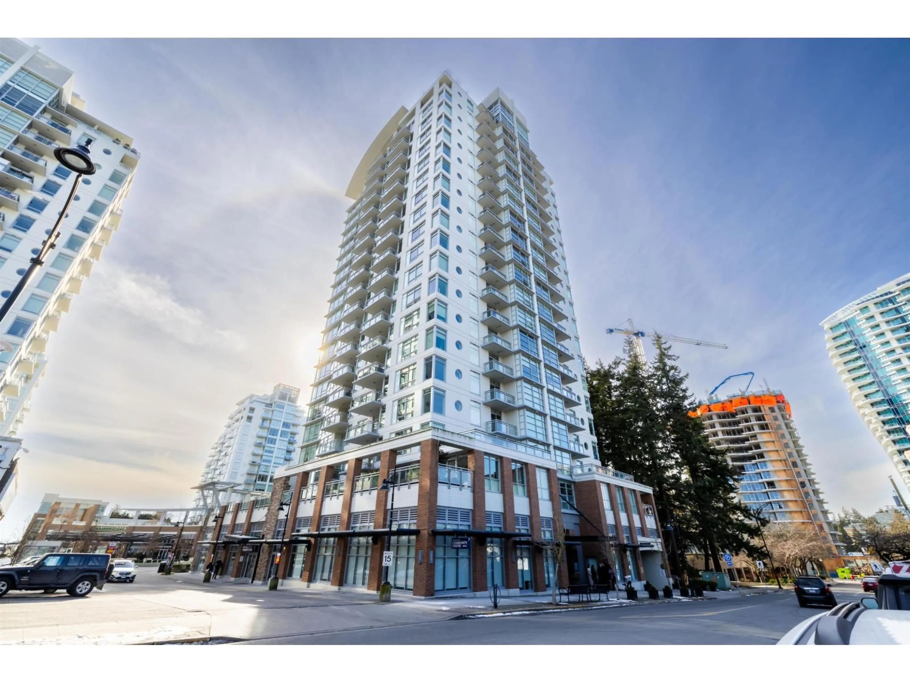 Unknown for 204 - 15152 RUSSELL AVENUE, White Rock British Columbia V4B0A3