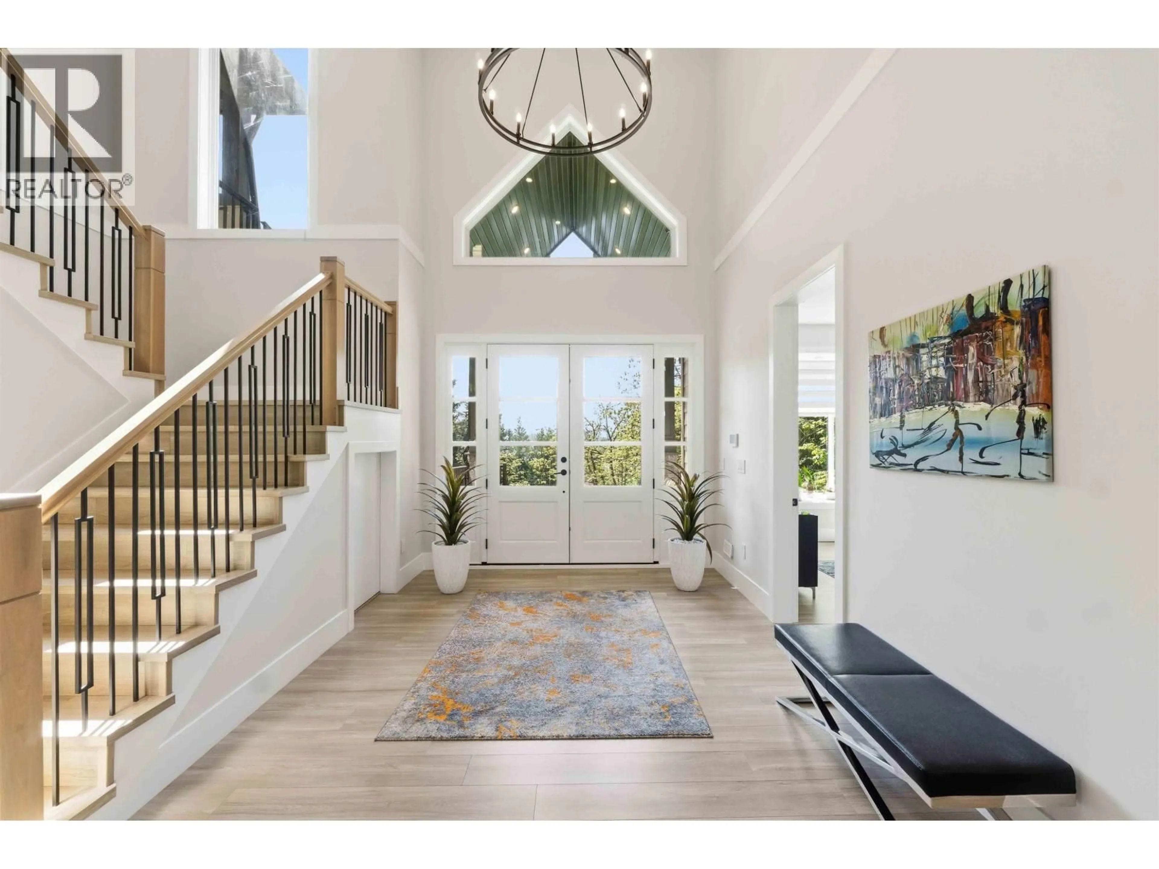 Indoor entryway for 27107 RIVER ROAD, Maple Ridge British Columbia V2W1M4