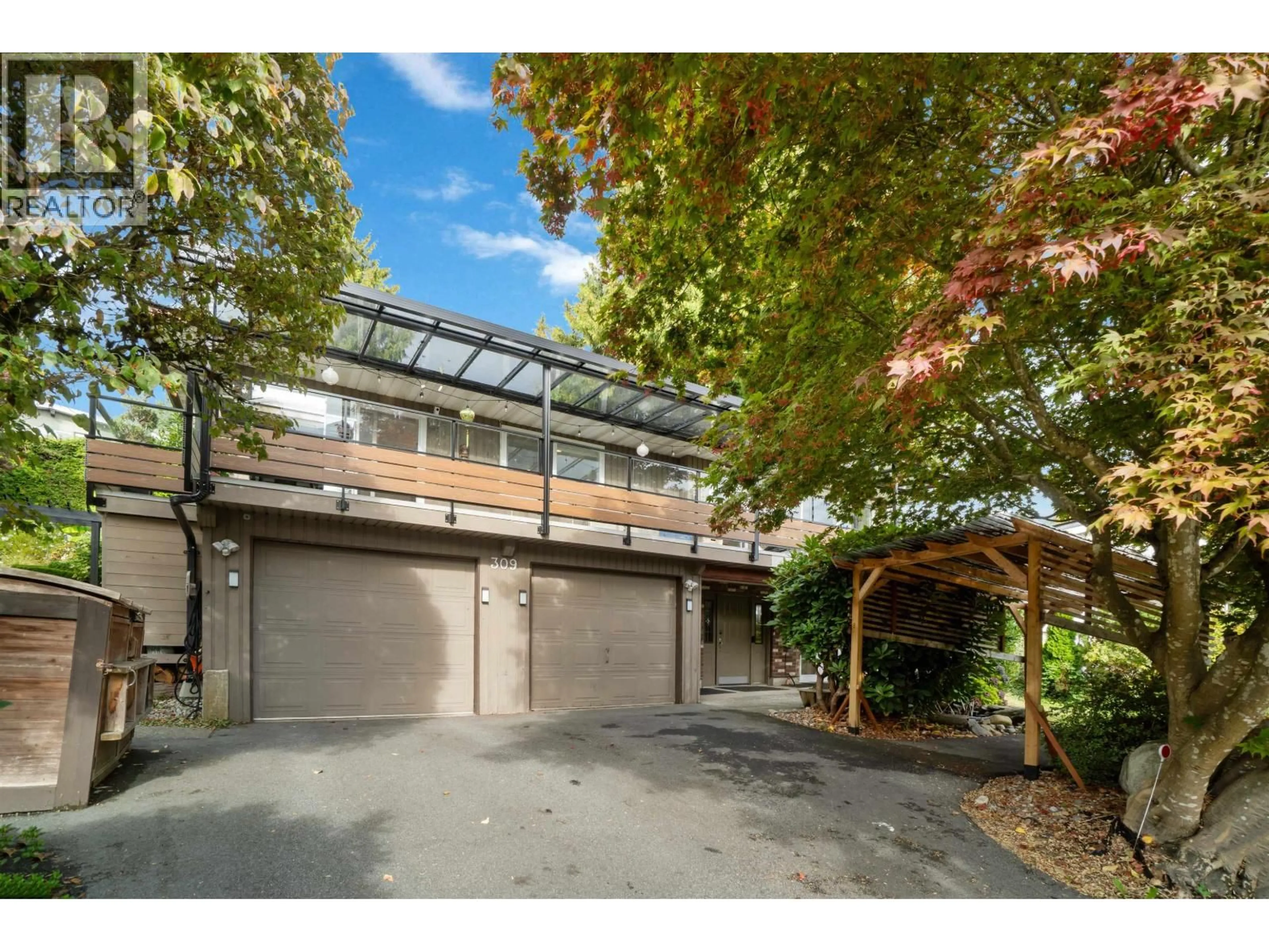 Unknown for 309 GLOUCESTER COURT, Coquitlam British Columbia V3K5S6