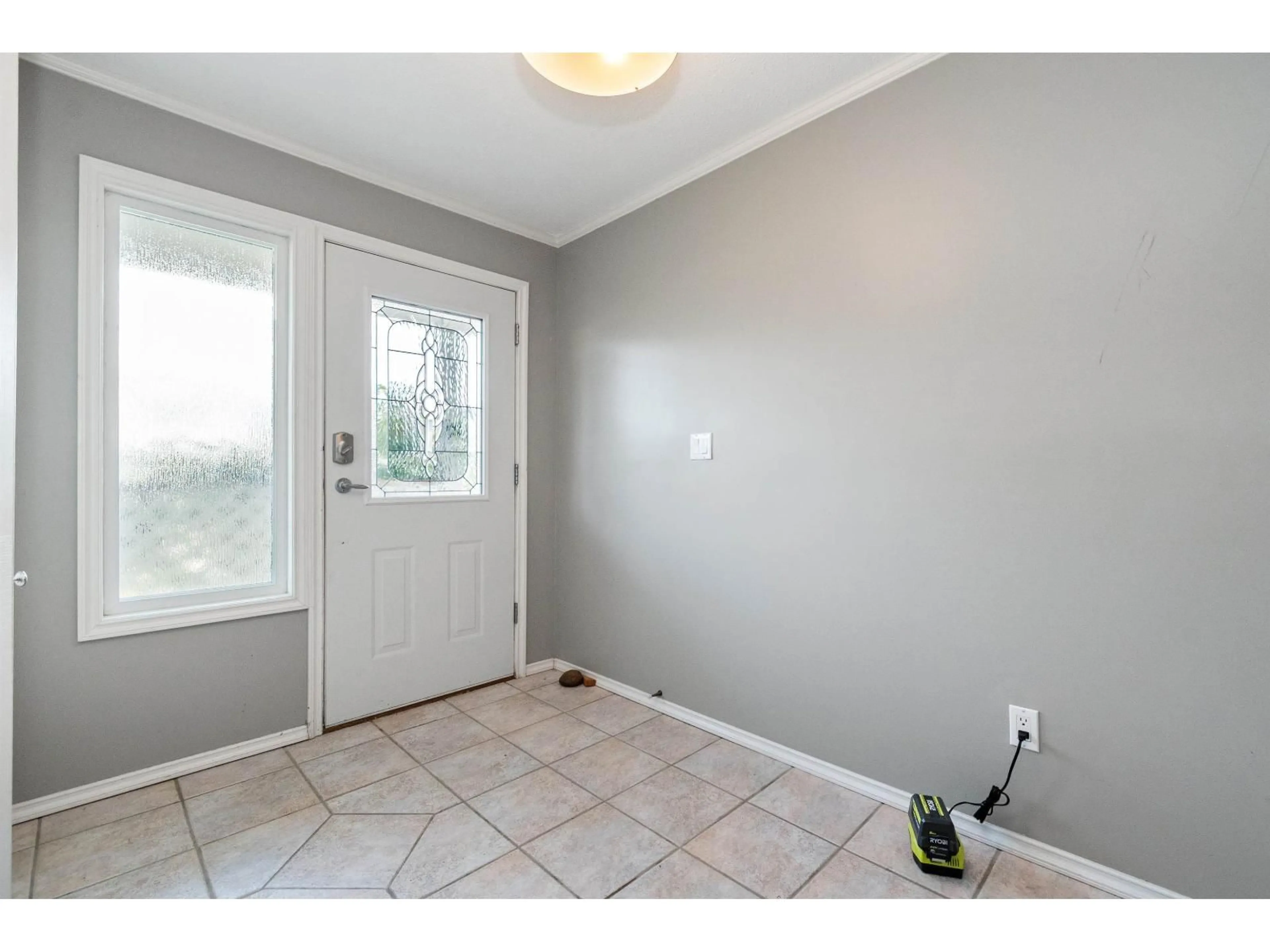 Indoor entryway for 8683 TILSTON STREET, Chilliwack British Columbia V2P7R6