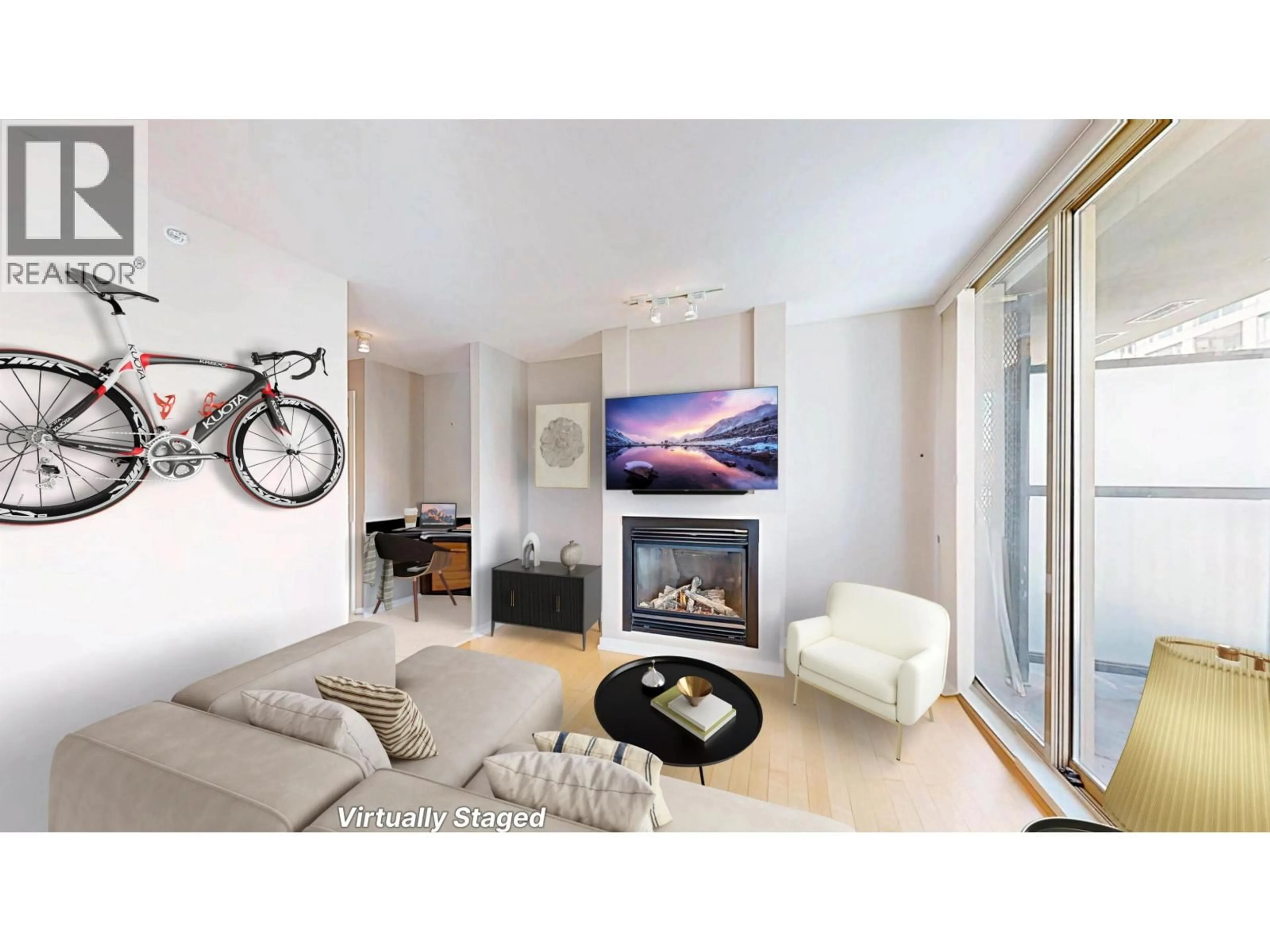 Living room with furniture, wood/laminate floor for 1003 - 969 RICHARDS STREET, Vancouver British Columbia V6B1A8