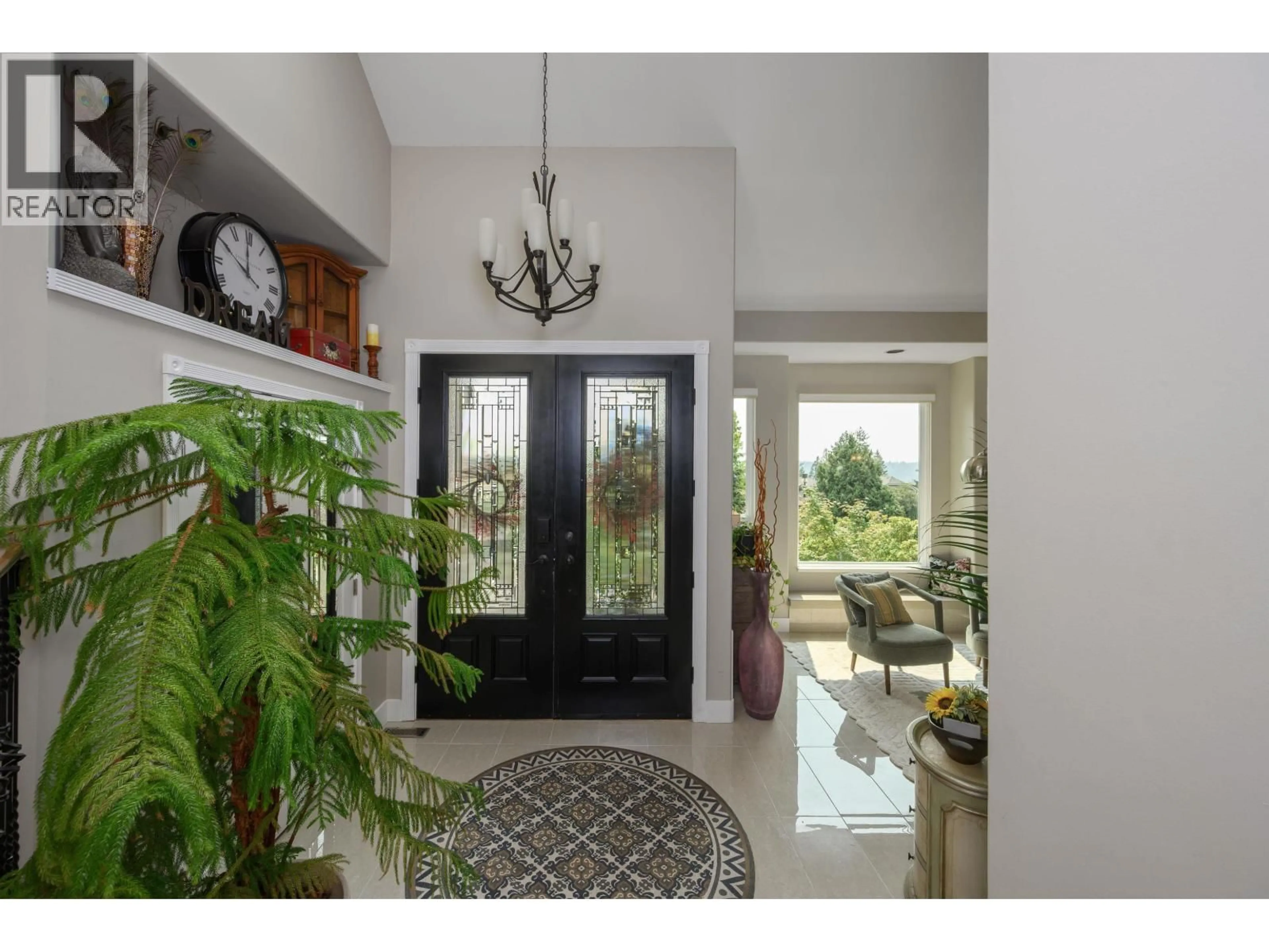 Indoor entryway for 94 TIMBERCREST DRIVE, Port Moody British Columbia V3H4T1