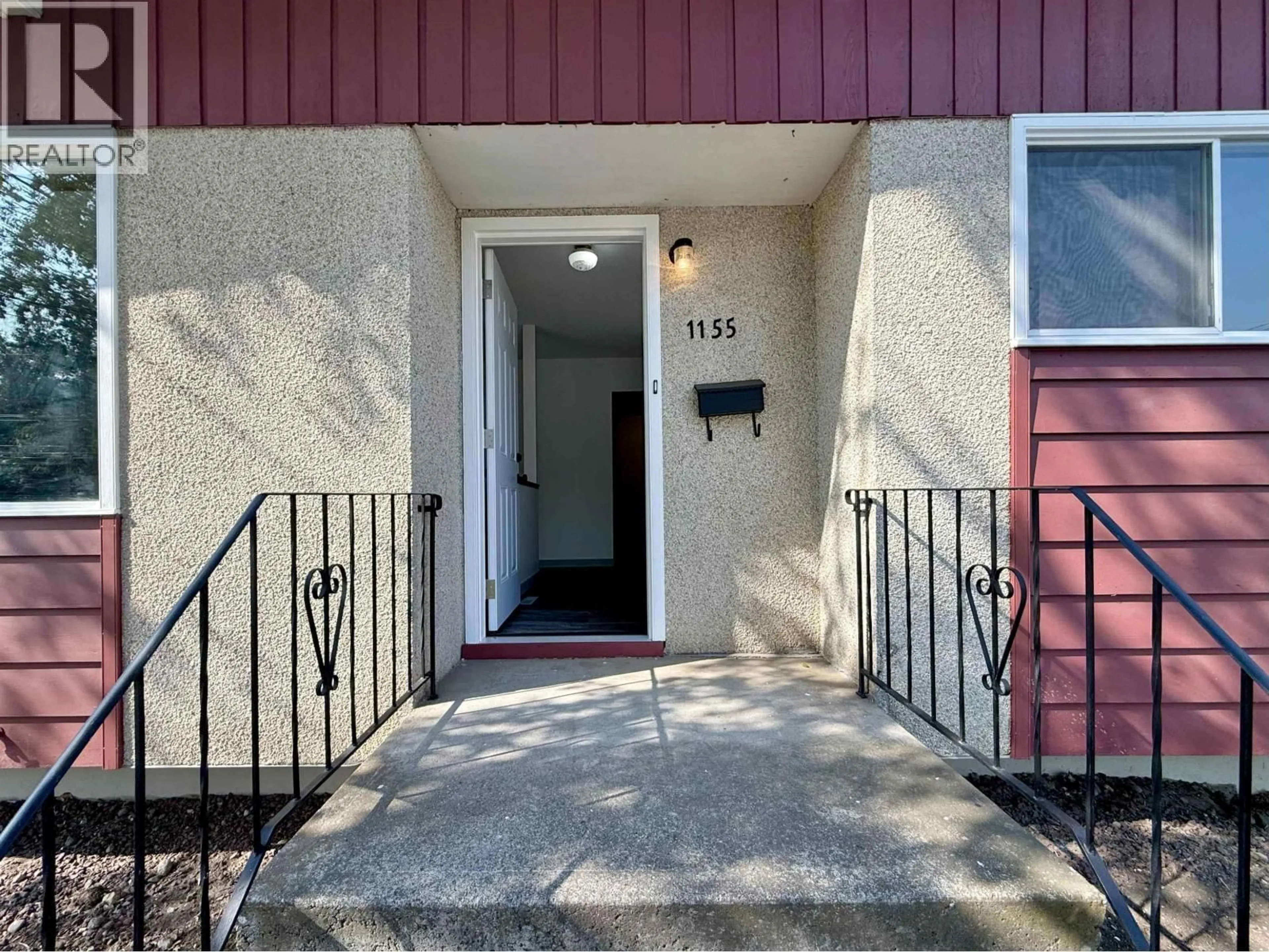 Indoor entryway for 1155 LATIN AVENUE, Williams Lake British Columbia V2G2K1