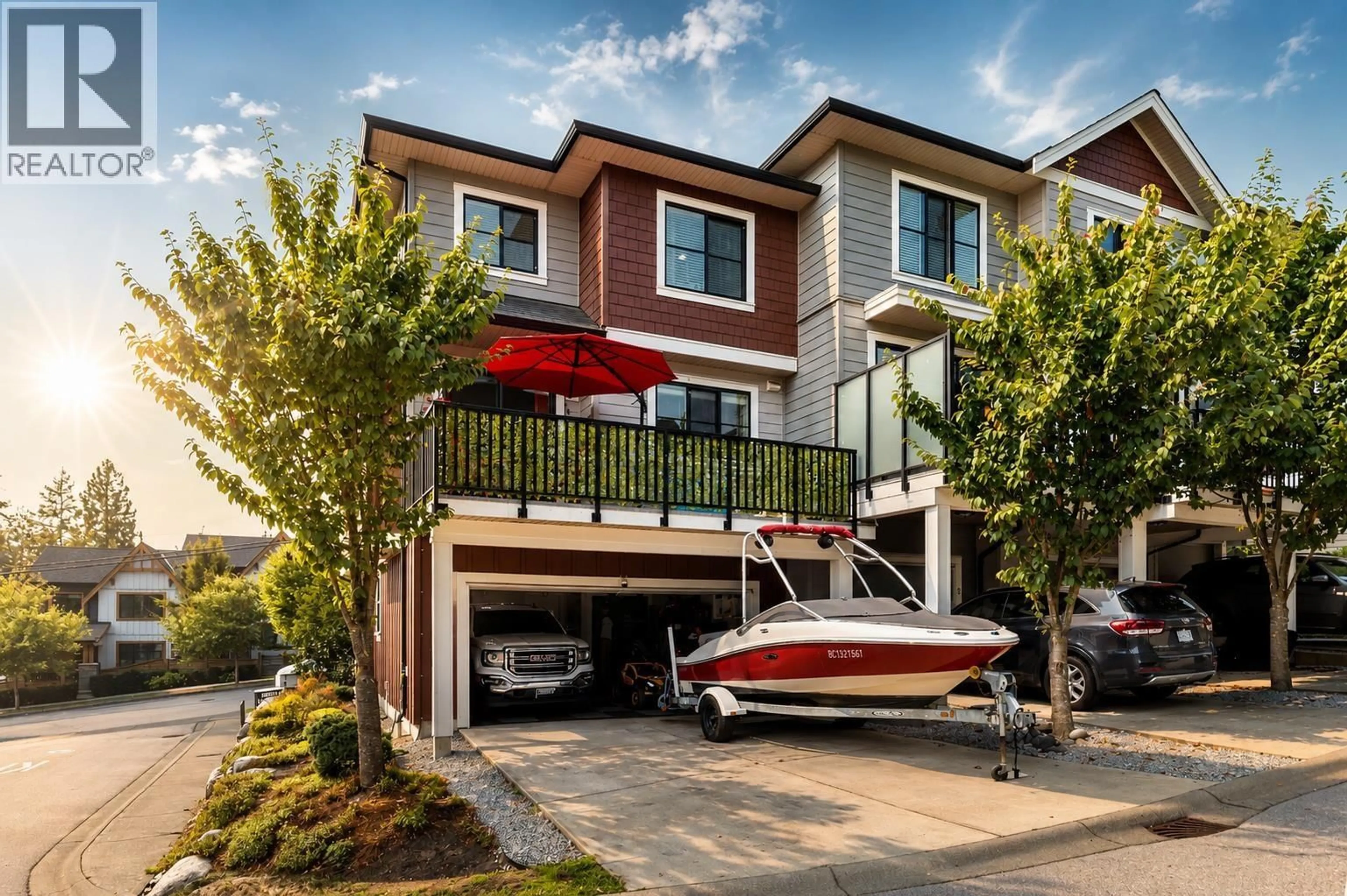 Home with vinyl exterior material, unknown for 1 - 13260 236 STREET, Maple Ridge British Columbia V4R0G6