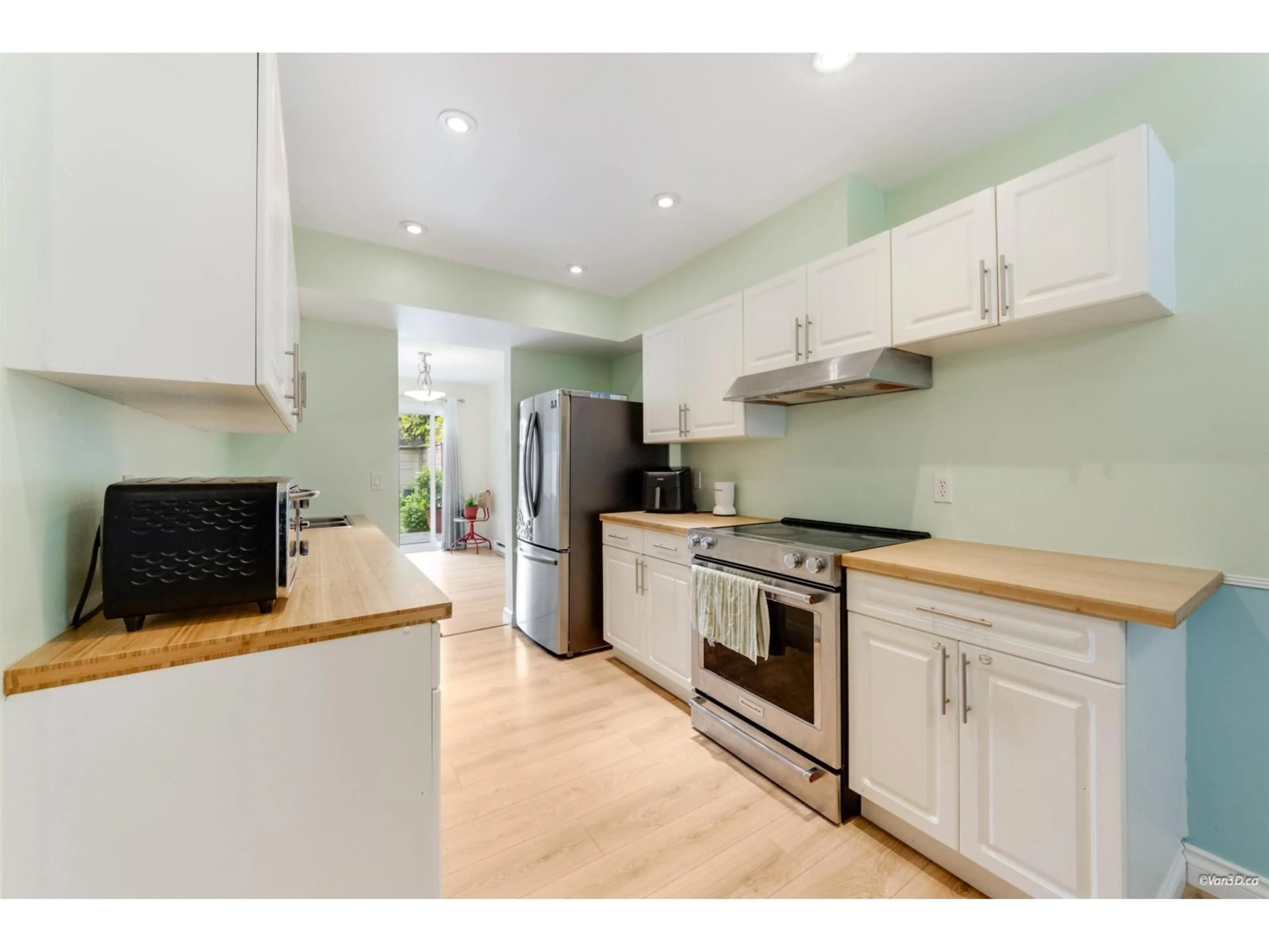 Open concept kitchen, unknown for 5 - 6712 BAKER ROAD, Delta British Columbia V4E2V3
