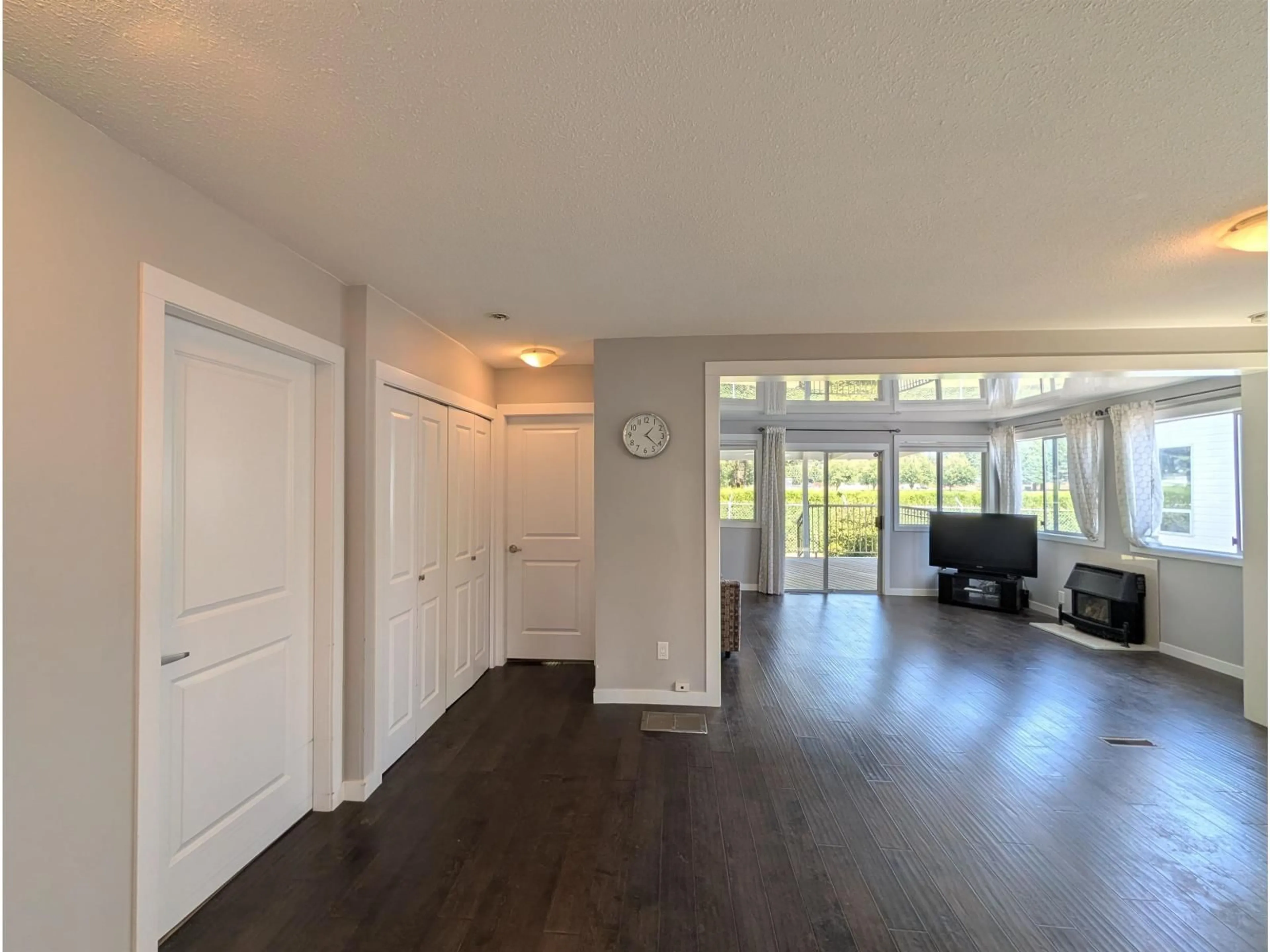 A pic of a room for 2 - 9055 ASHWELL ROAD, Chilliwack British Columbia V2P8A8