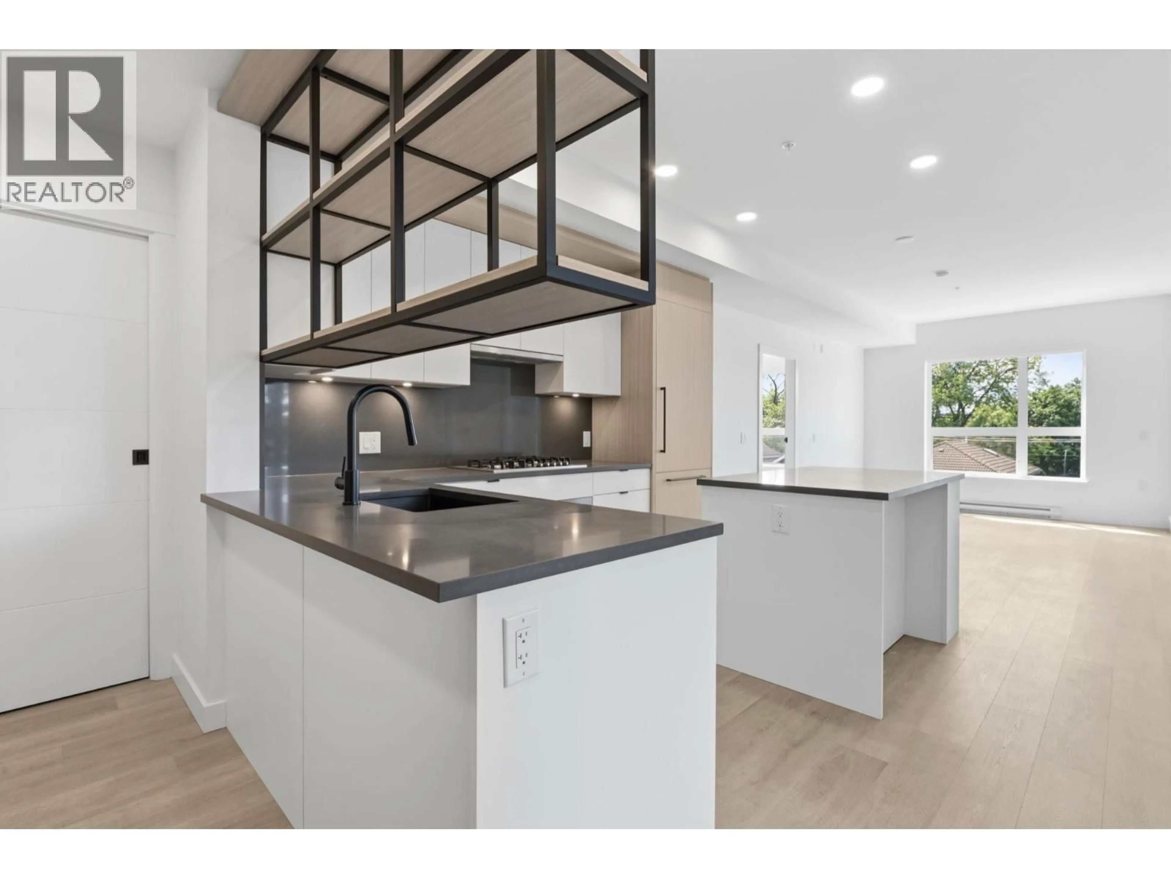 Contemporary kitchen, unknown for 302 - 2268 BROADWAY, Vancouver British Columbia V5N0L2