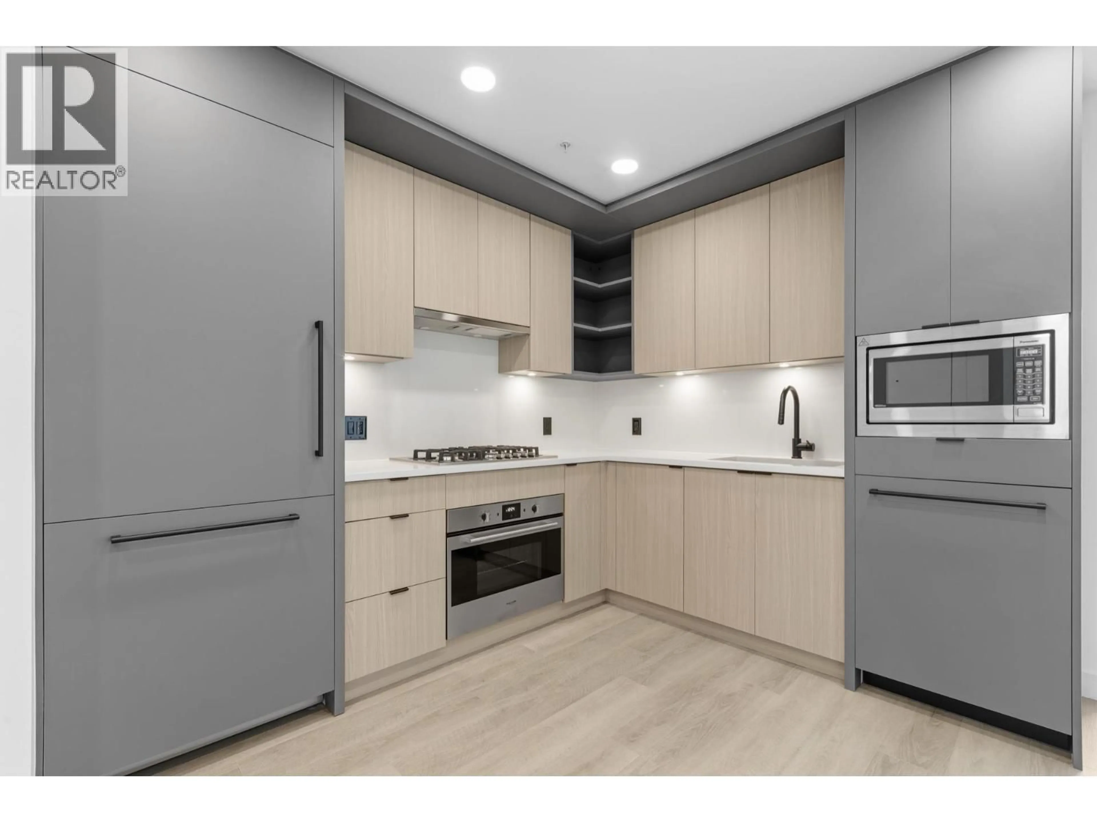 Unknown for 507 - 2268 BROADWAY, Vancouver British Columbia V5N0L2