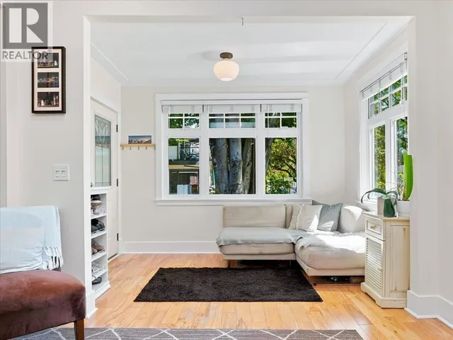 4399 QUEBEC STREET, Vancouver 5