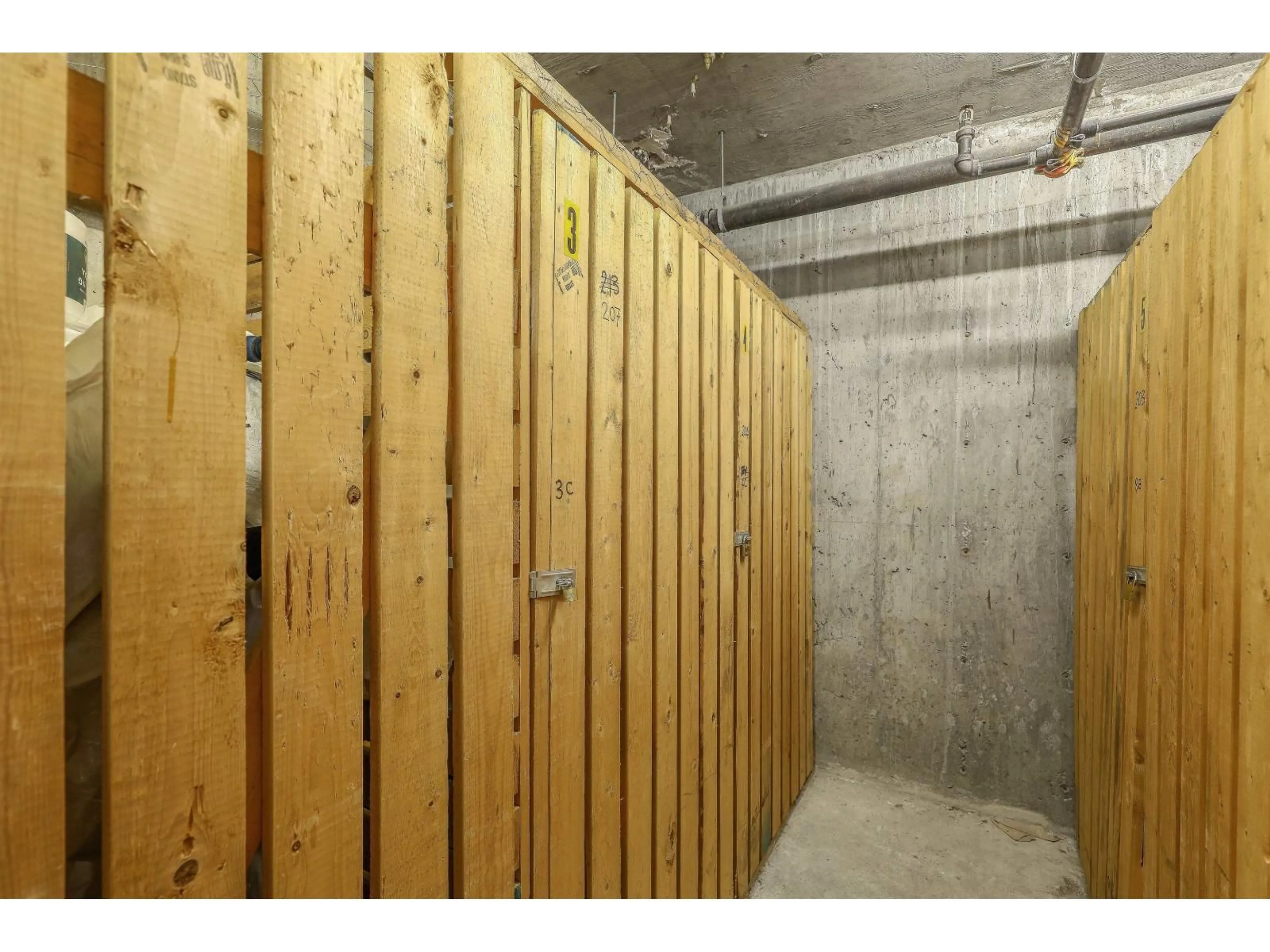 Storage room or clothes room or walk-in closet for 207 - 6385 121 STREET, Surrey British Columbia V3X3K6