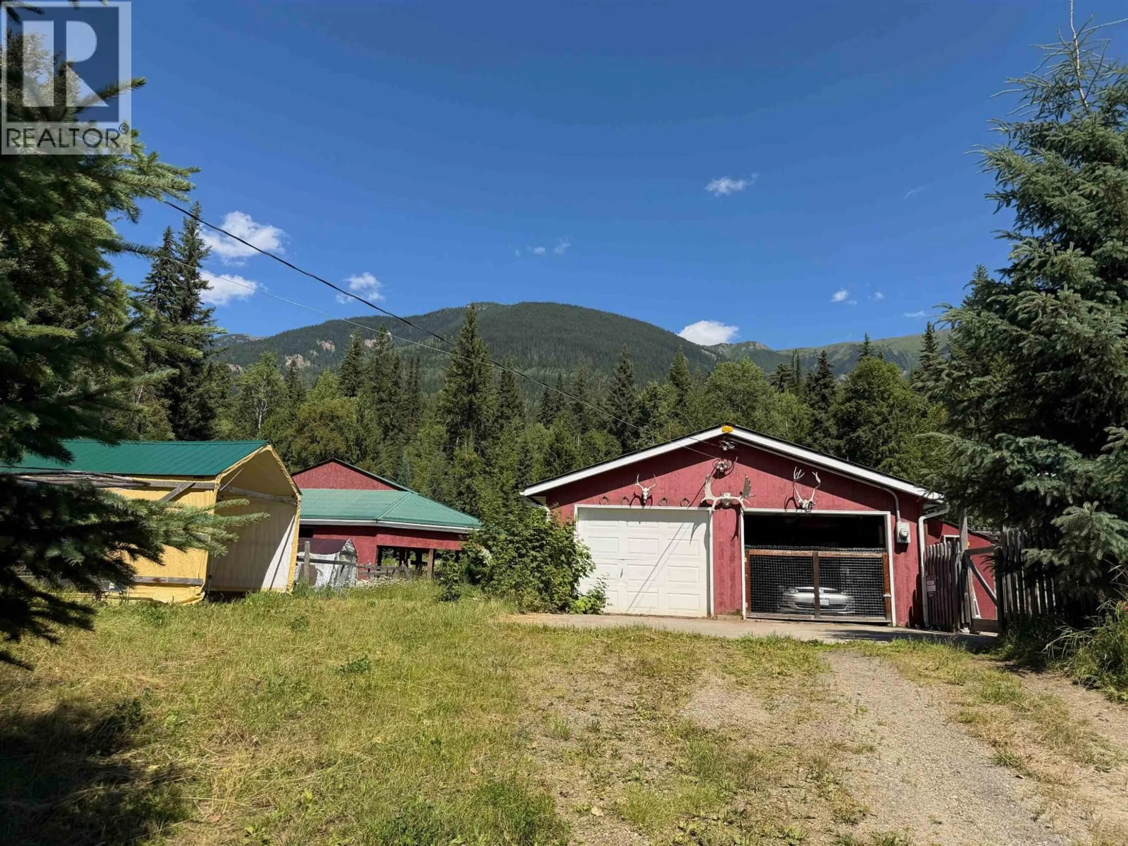 A pic from outside/outdoor area/front of a property/back of a property/a pic from drone, mountain view for 7900 READ ROAD, Dunster British Columbia V0J1J0