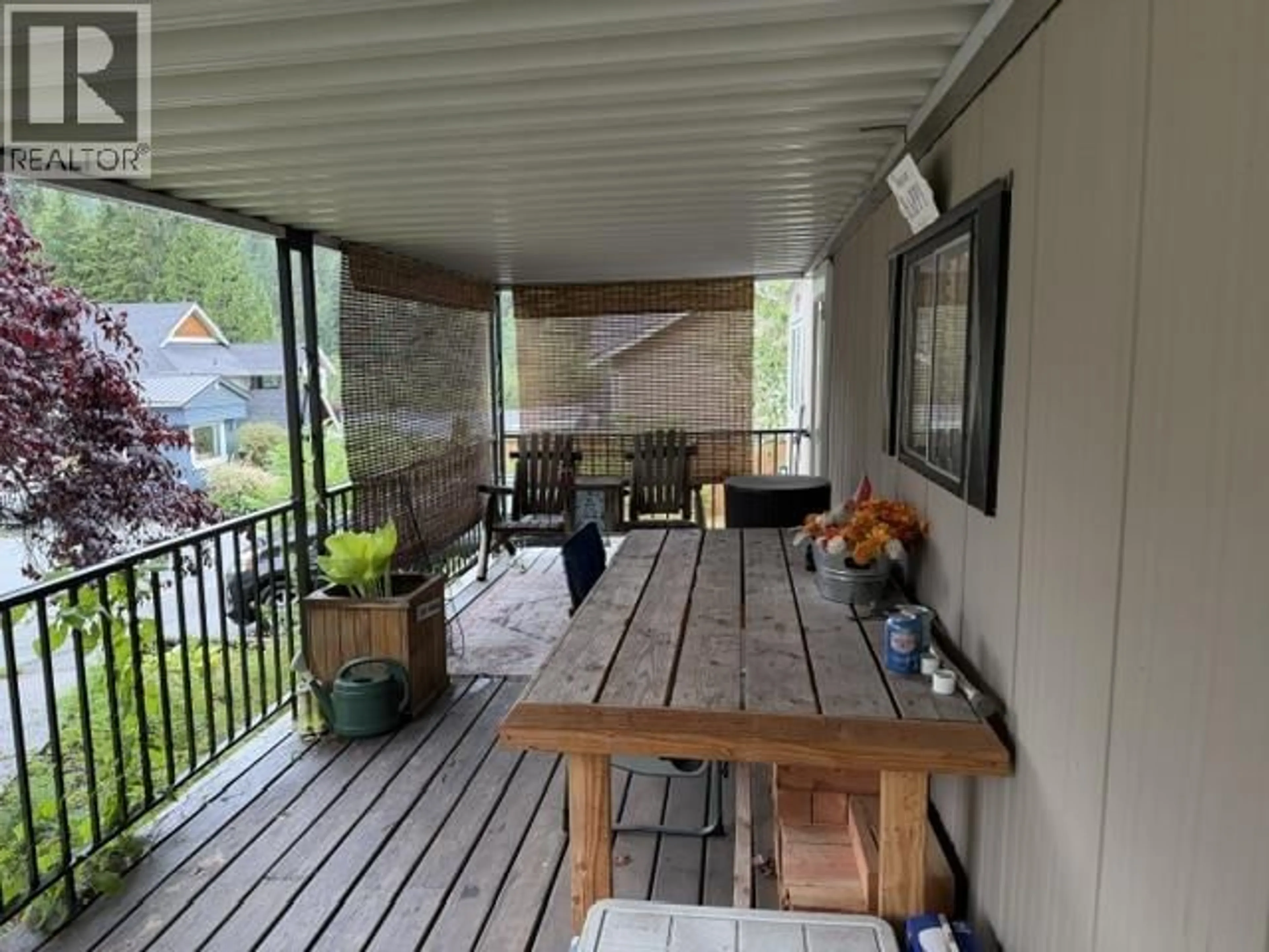 Patio, unknown for 1 - 3295 SUNNYSIDE ROAD, Anmore British Columbia V3H4Z4