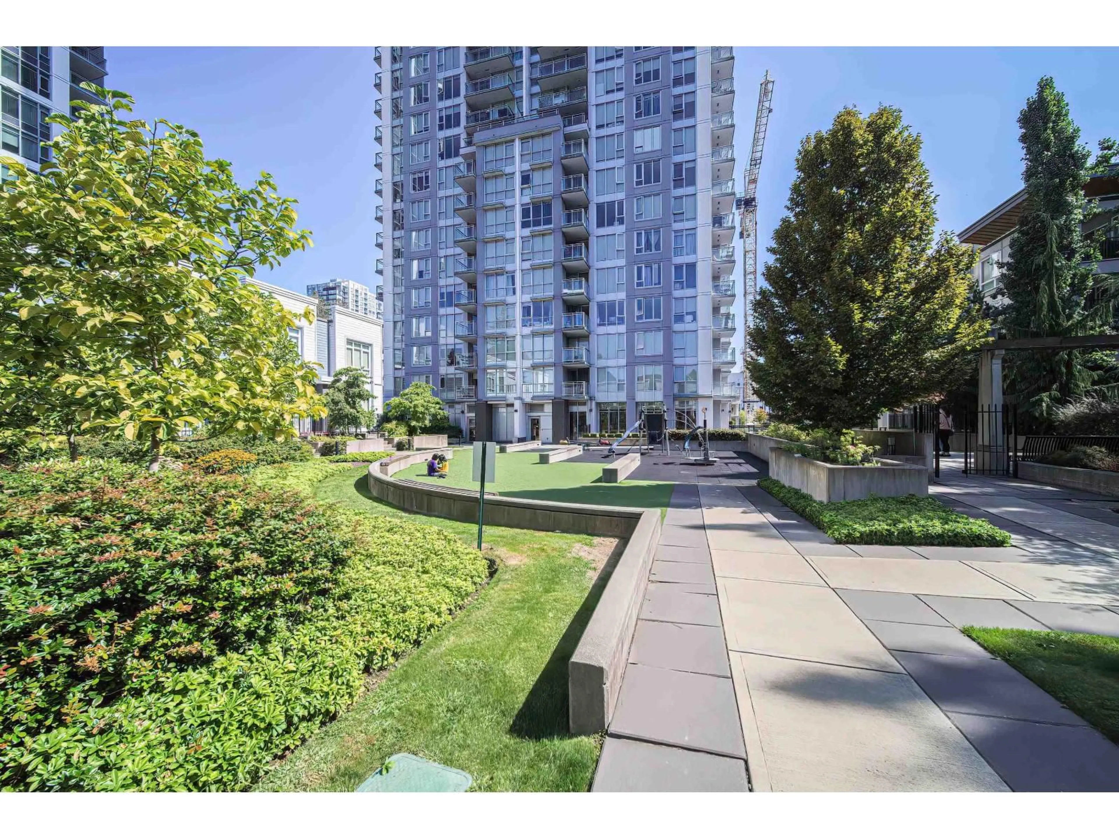 Patio, street for 2309 - 13325 102A AVENUE, Surrey British Columbia V3T0J5