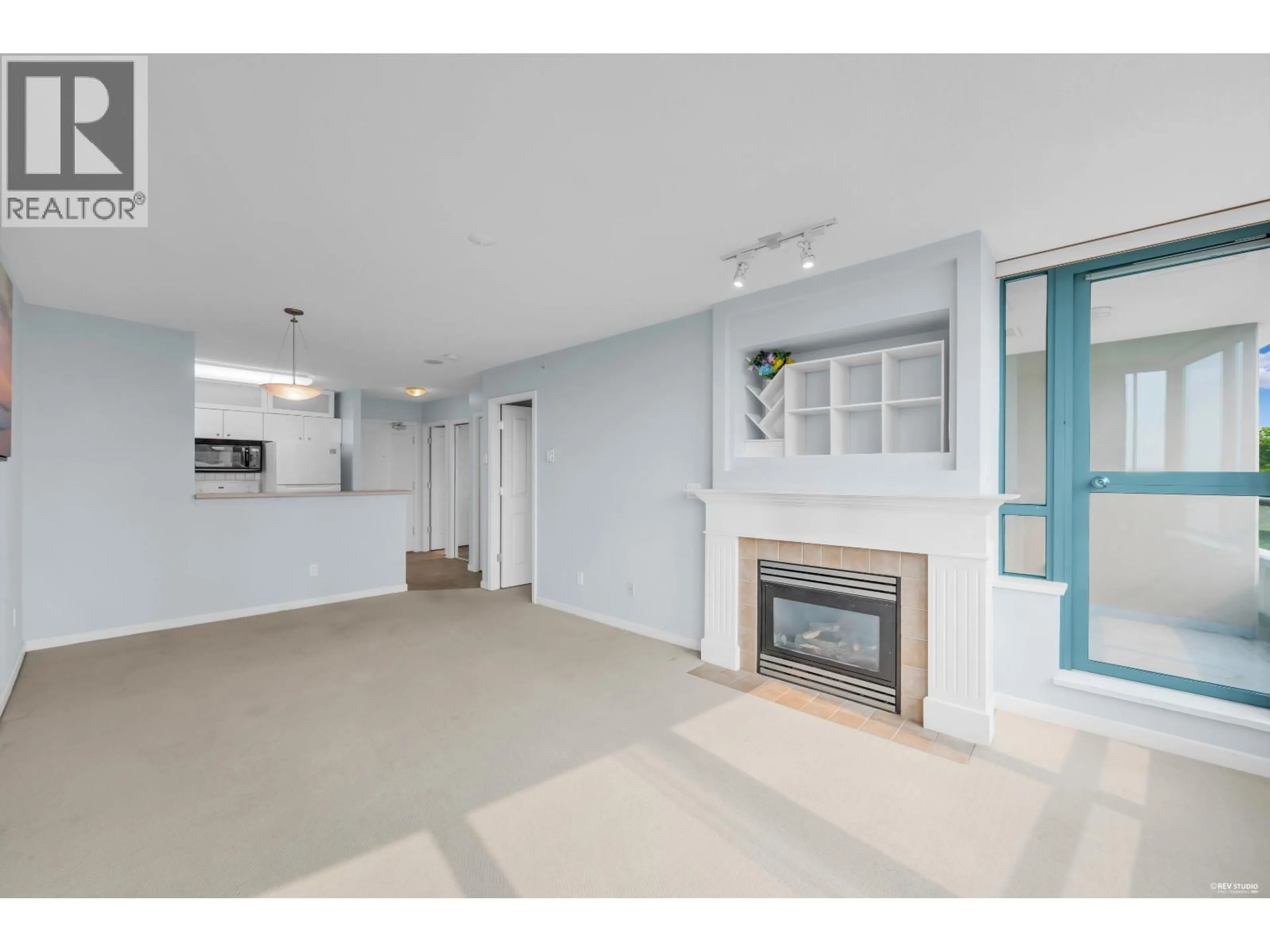 Unknown for 802 - 6611 OUTHOAKS CRESCENT, Burnaby British Columbia V5E4L5