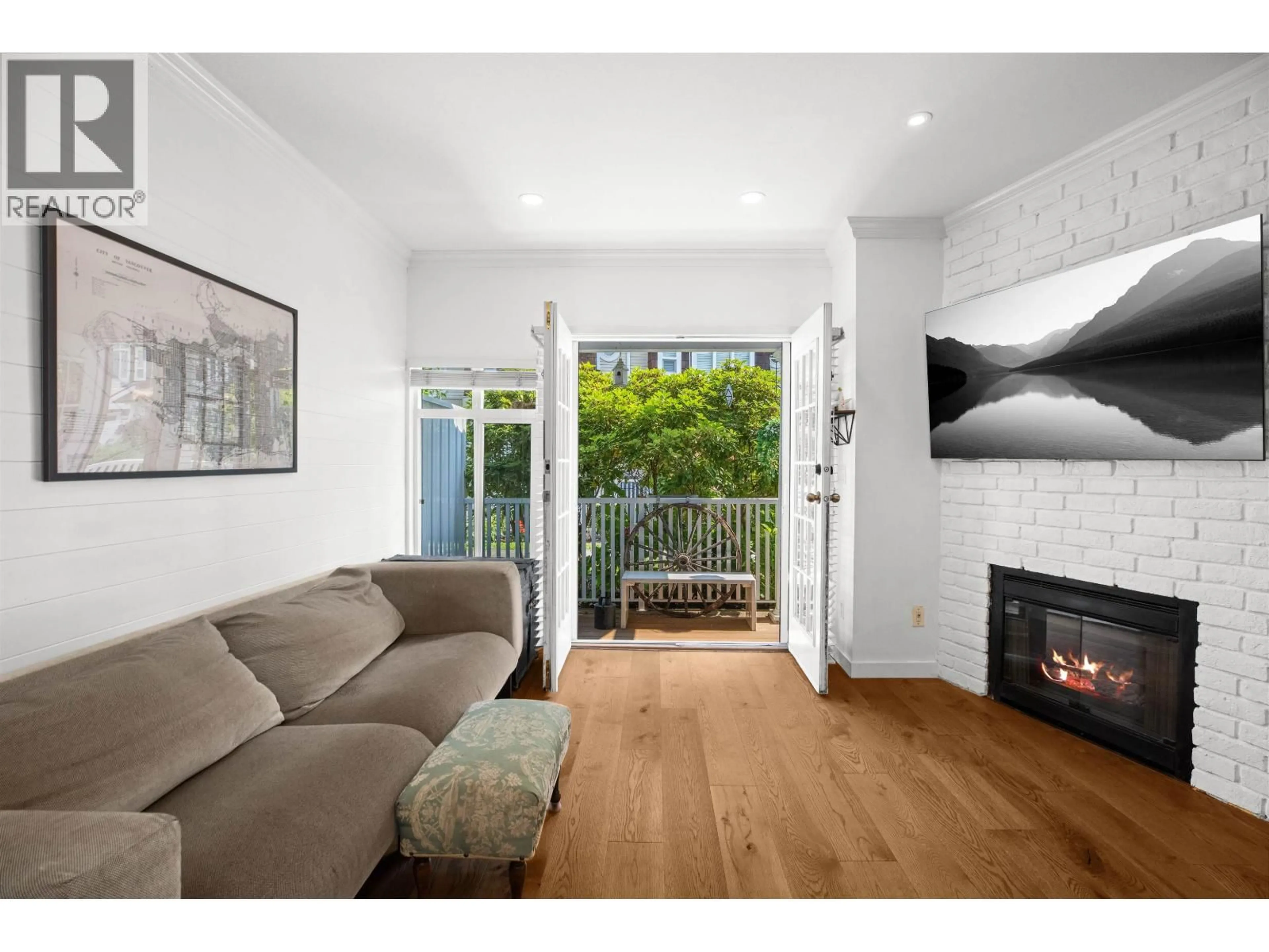 Unknown for 2826 KENT AVENUE, Vancouver British Columbia V5S4T4